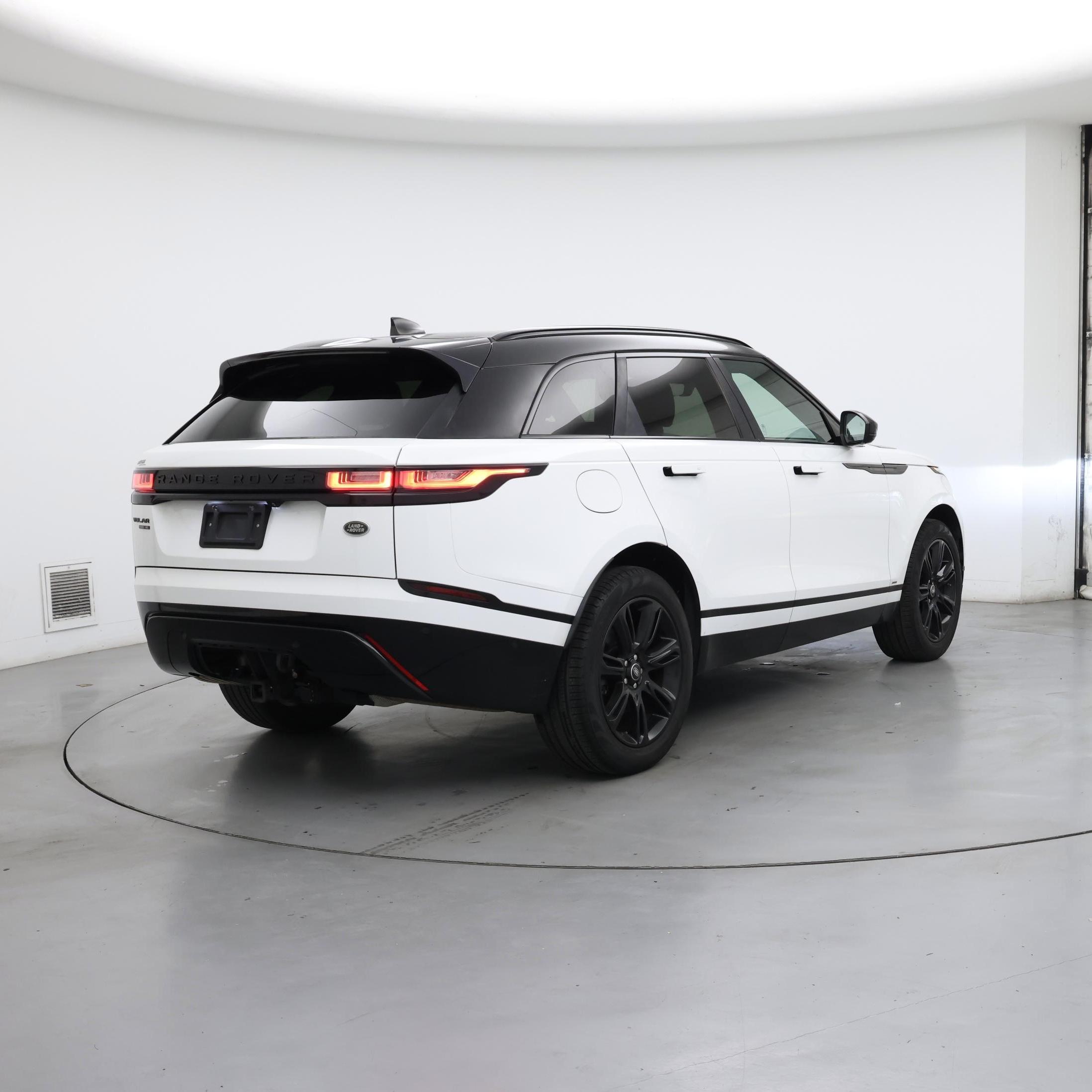Thumbnail: 2019 Land Rover Range Rover Velar - 8