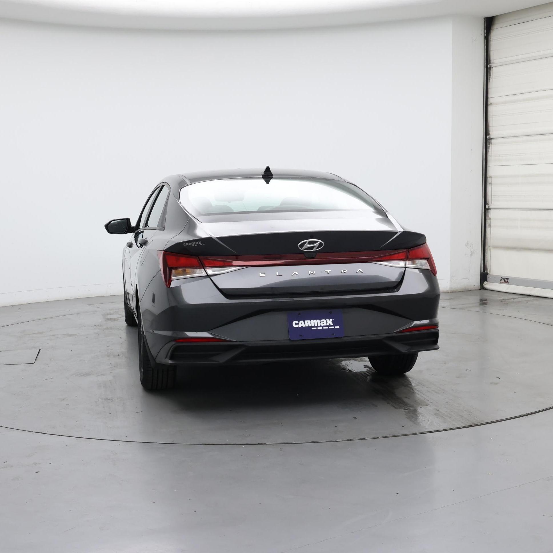 Thumbnail: 2022 Hyundai Elantra - 6