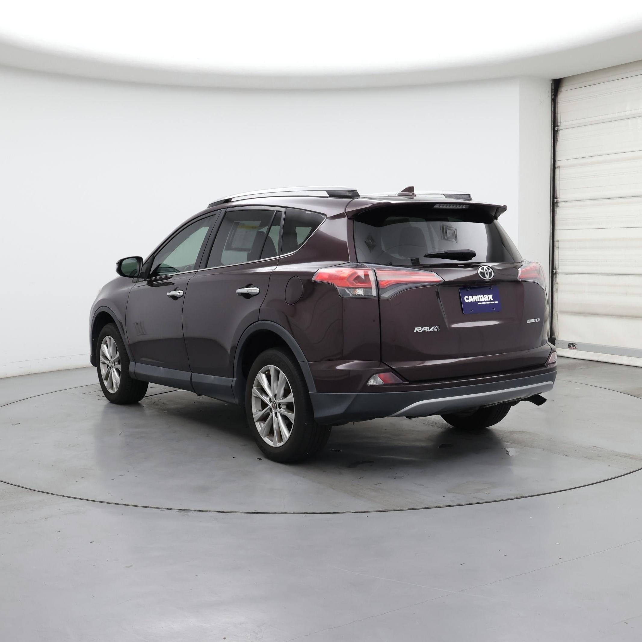 Thumbnail: 2018 Toyota RAV4 - 2
