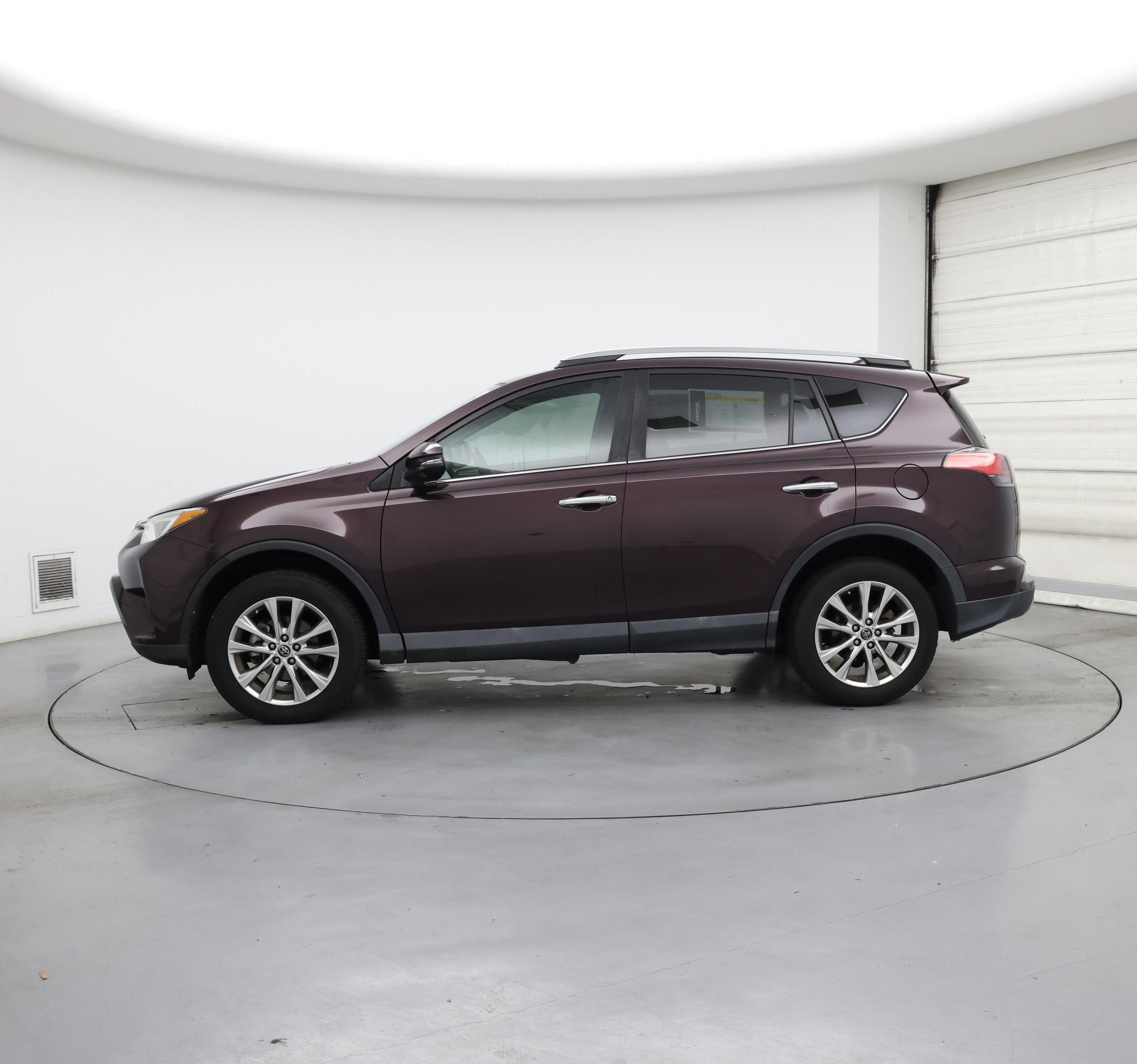 Thumbnail: 2018 Toyota RAV4 - 3