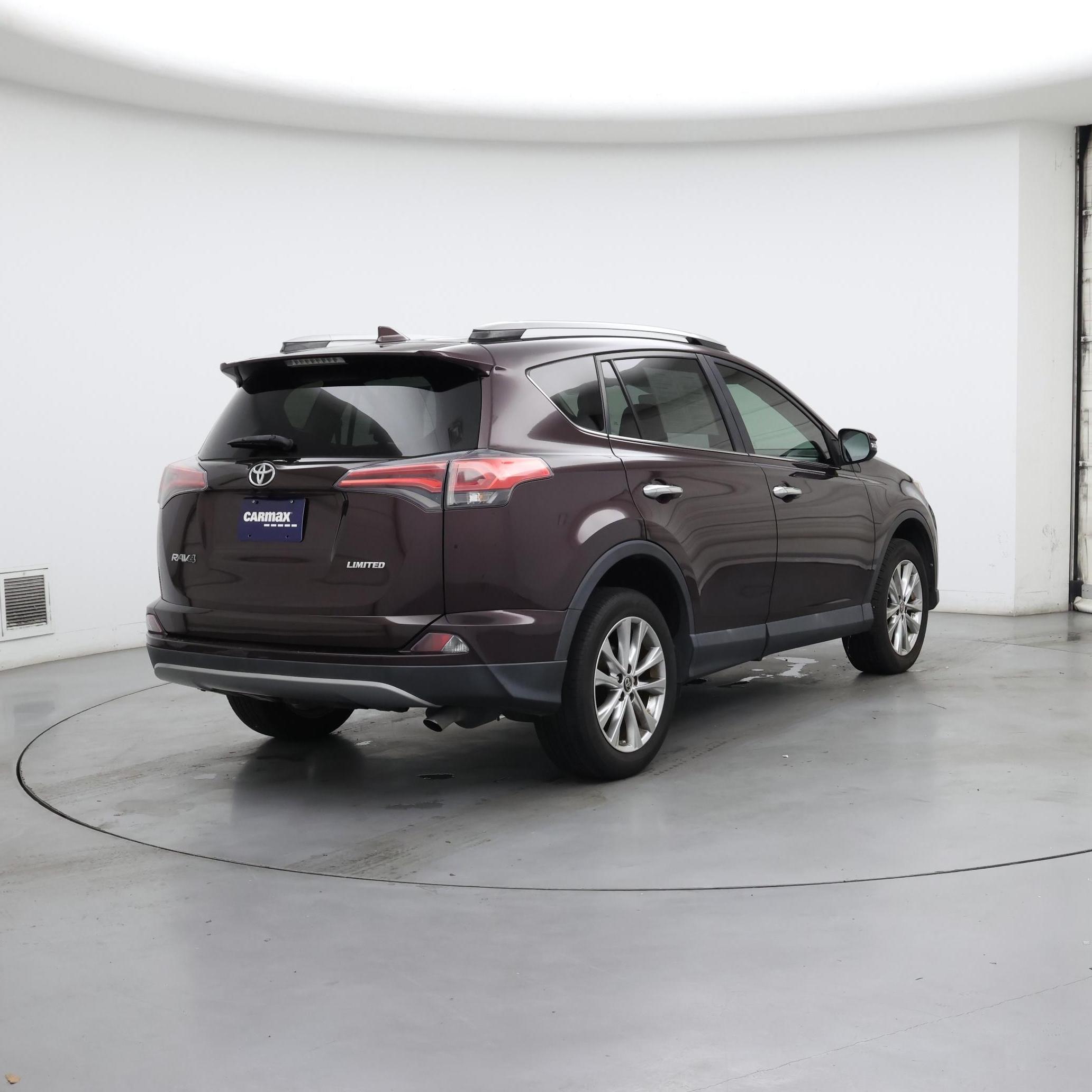 Thumbnail: 2018 Toyota RAV4 - 8