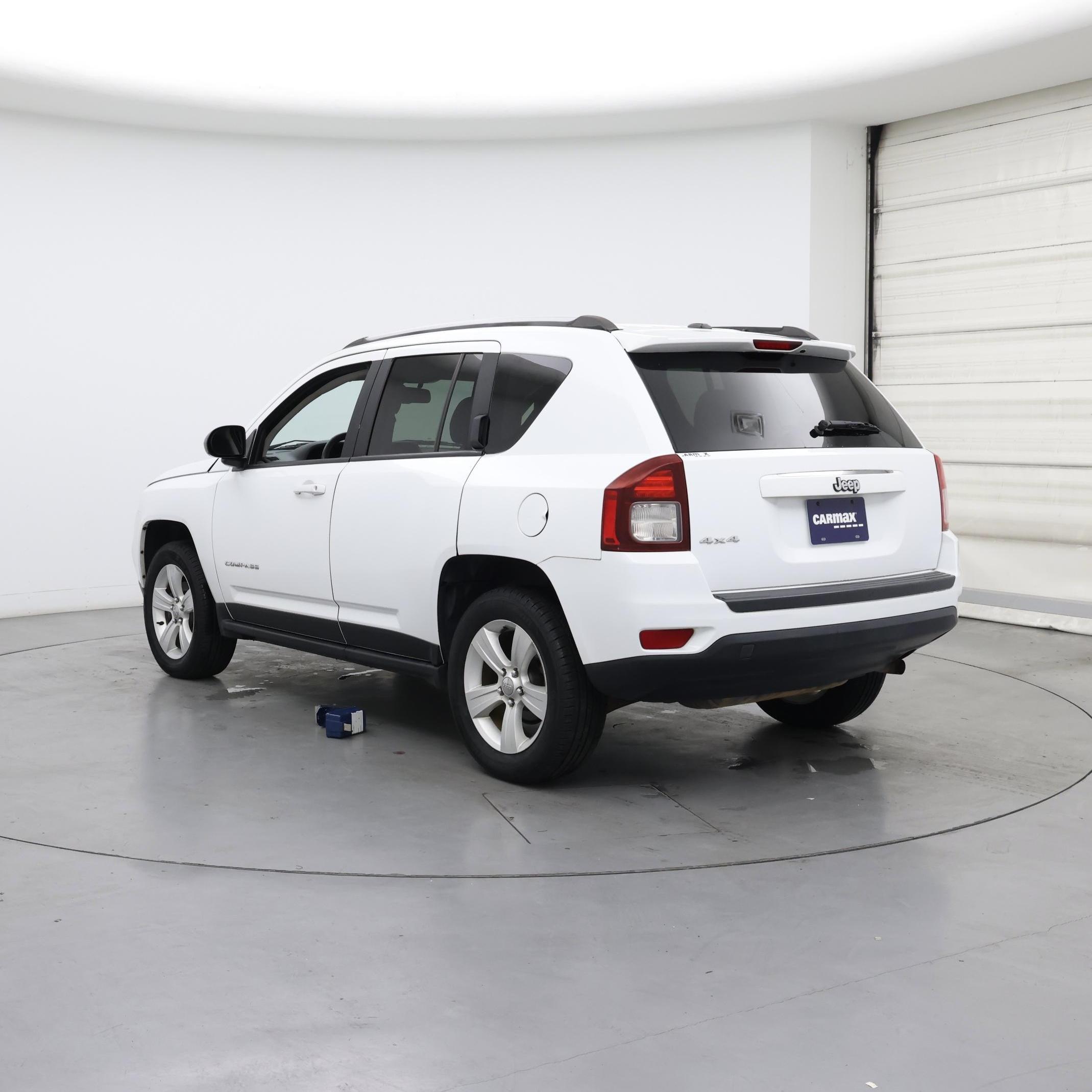 Thumbnail: 2016 Jeep Compass - 2