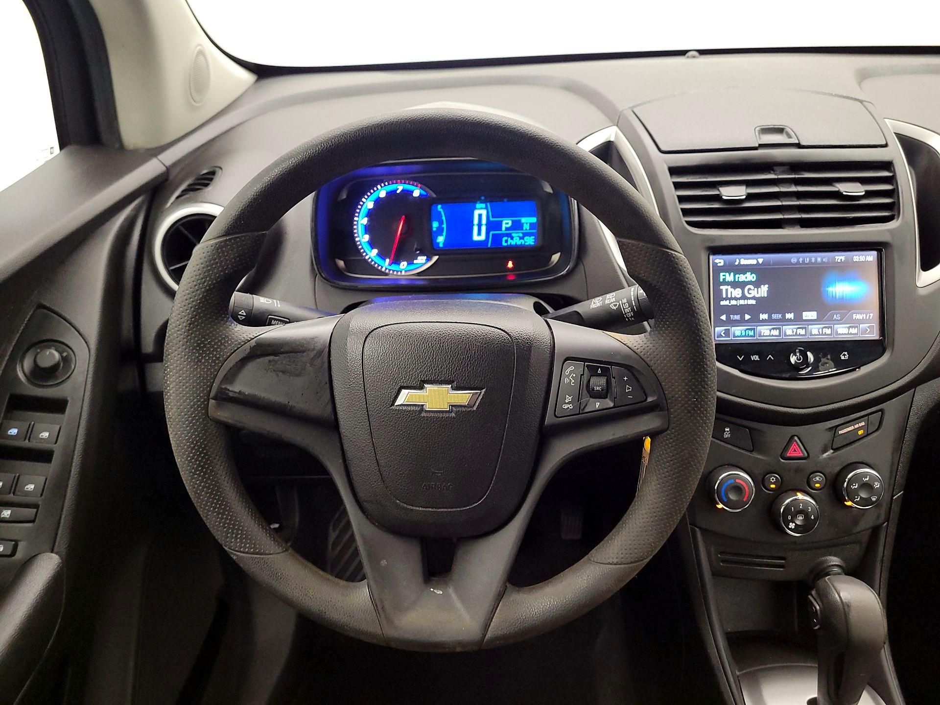 Thumbnail: 2016 Chevrolet Trax - 10