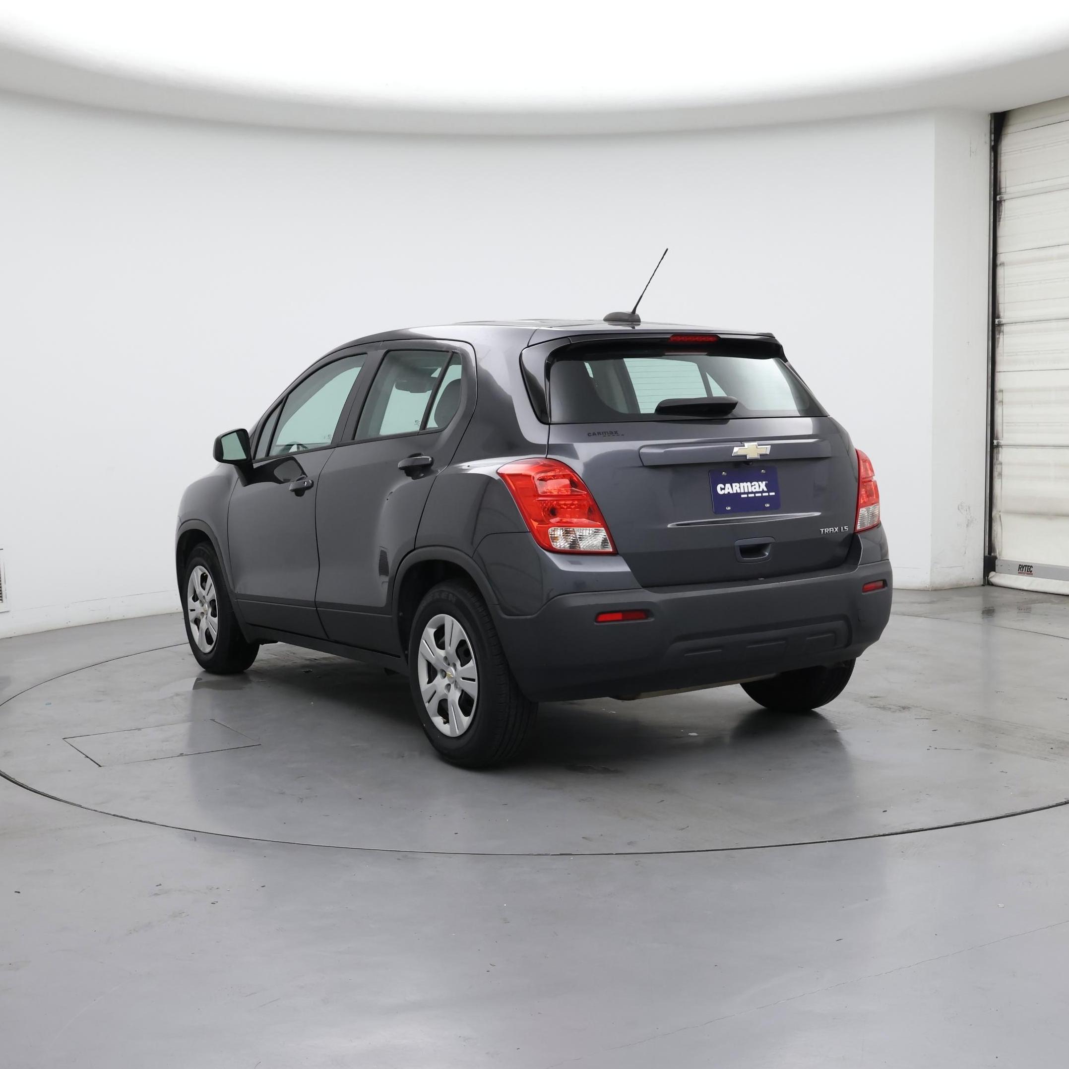 Thumbnail: 2016 Chevrolet Trax - 2