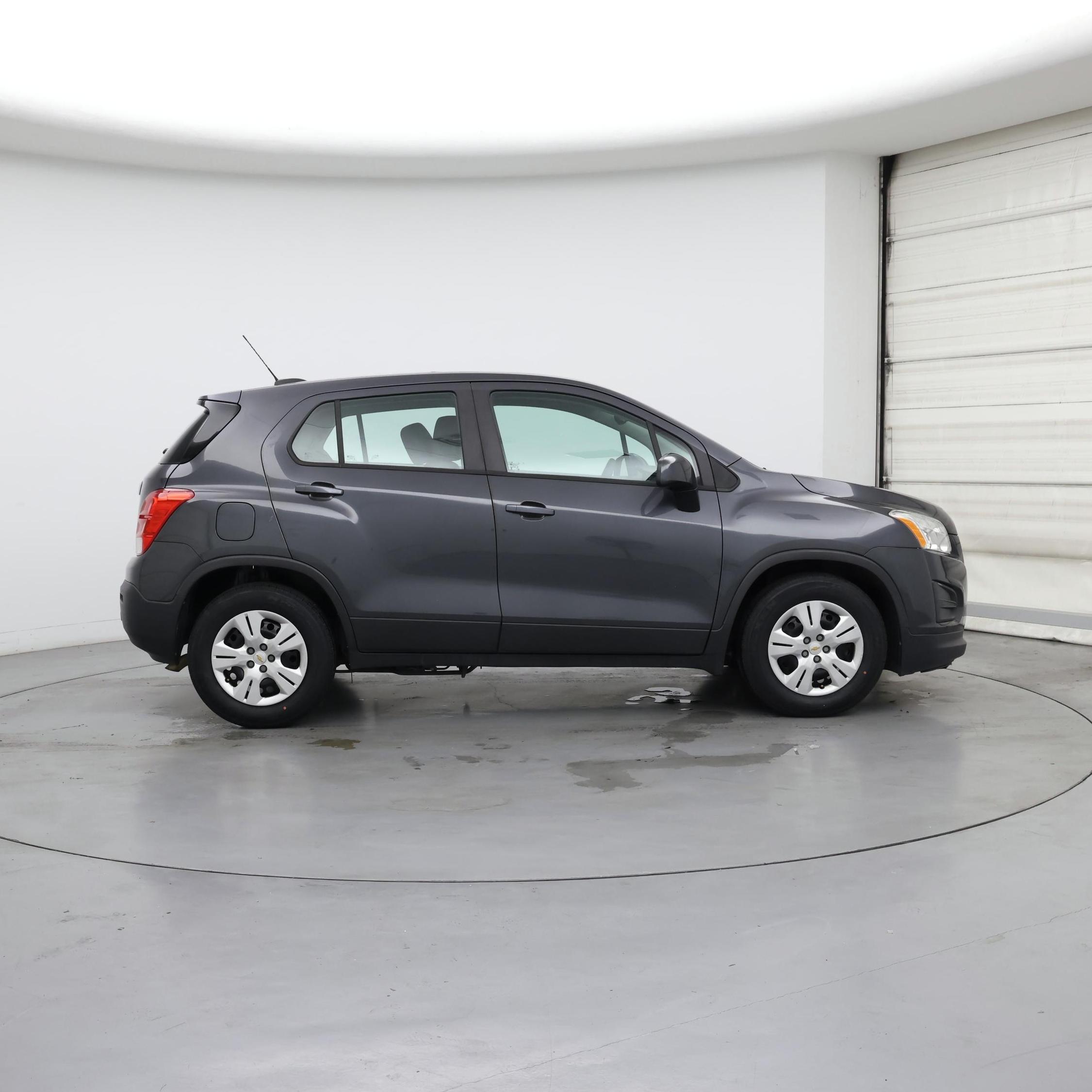 Thumbnail: 2016 Chevrolet Trax - 7