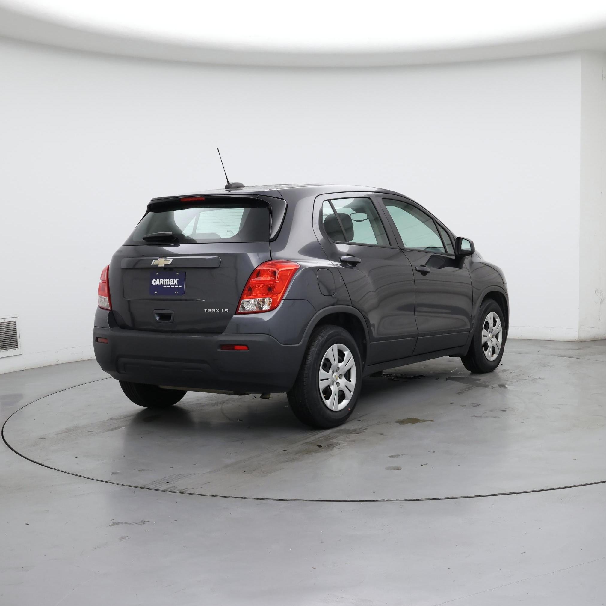 Thumbnail: 2016 Chevrolet Trax - 8