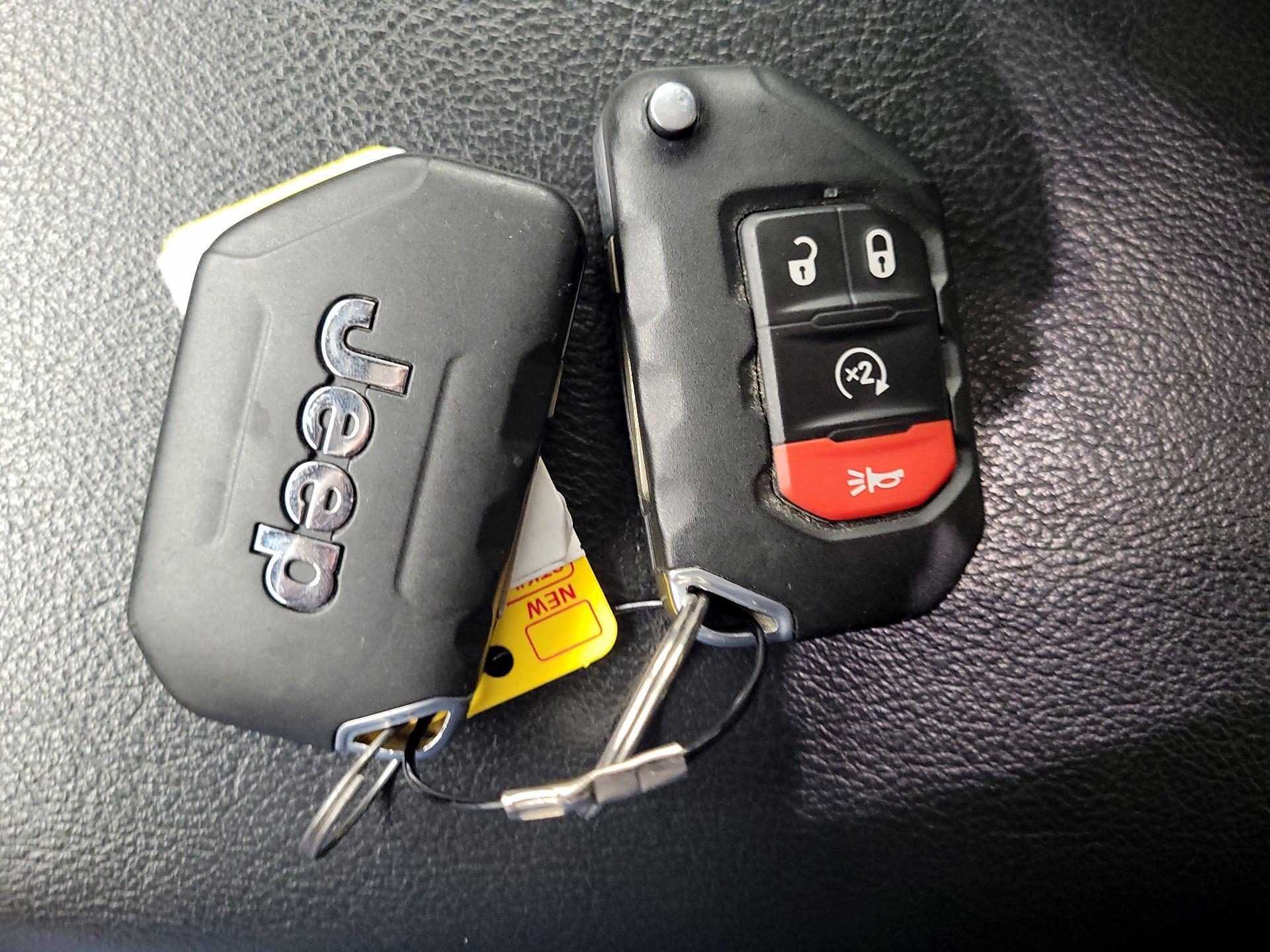 Thumbnail: 2020 Jeep Wrangler - 18