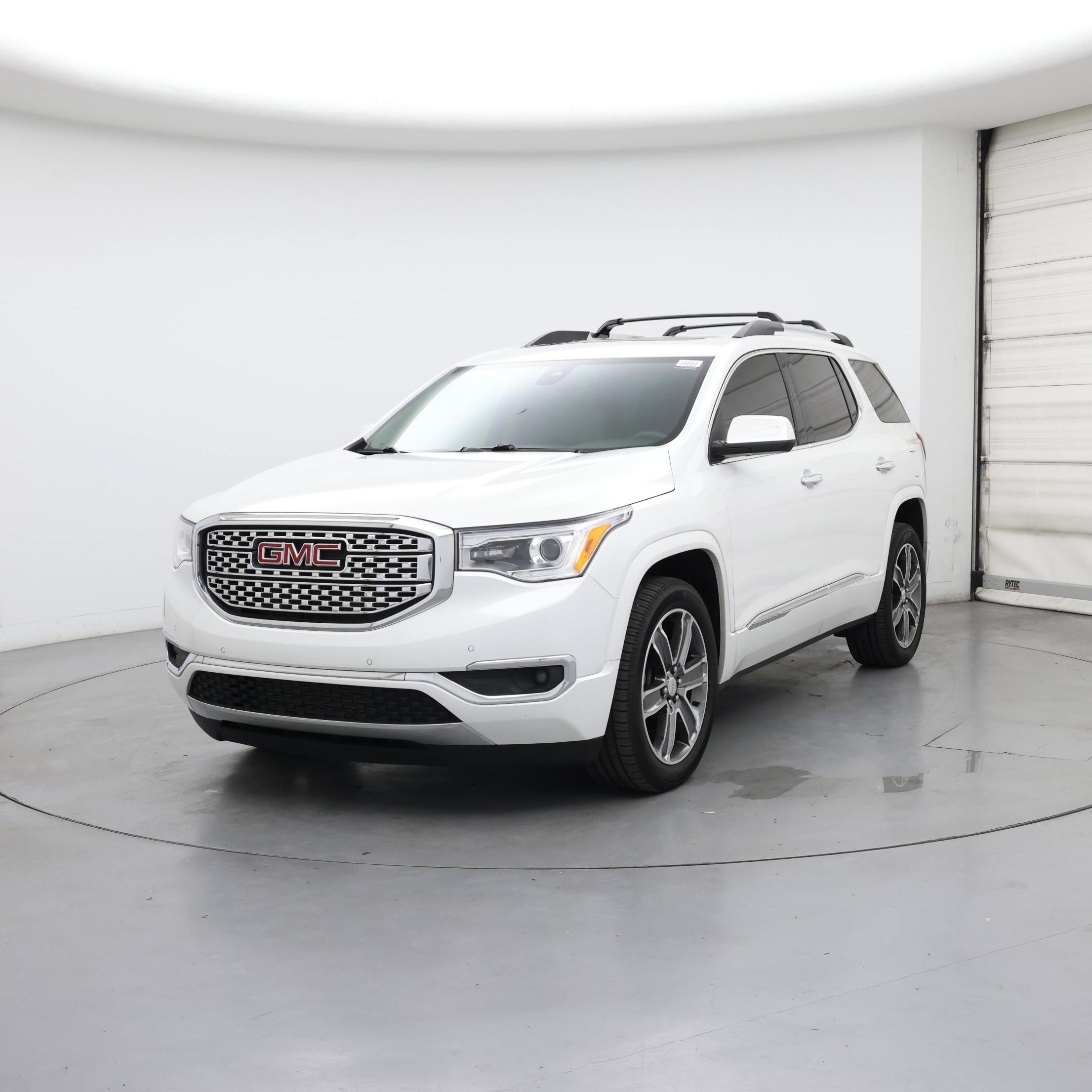 Thumbnail: 2017 GMC Acadia - 4
