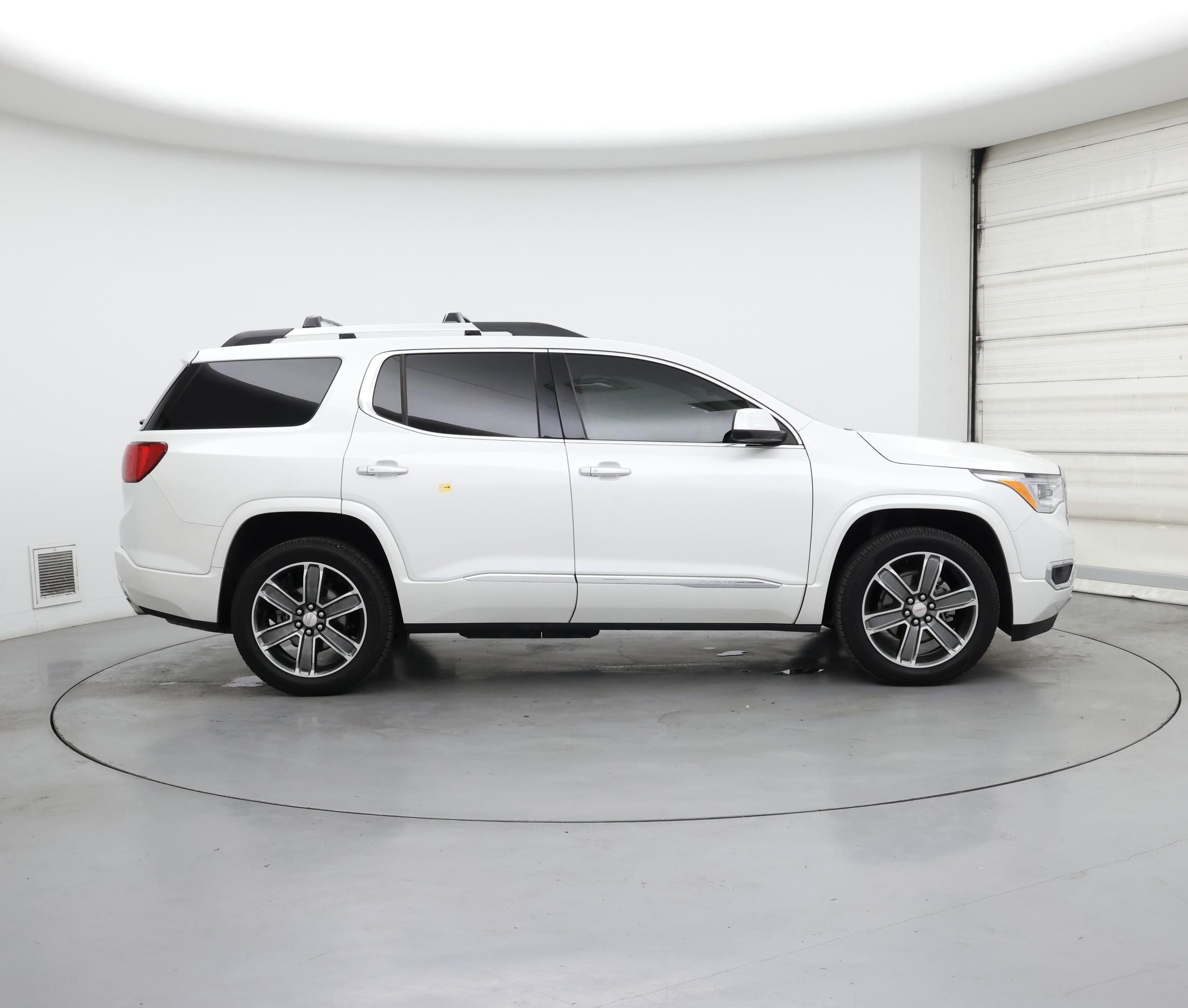 Thumbnail: 2017 GMC Acadia - 7