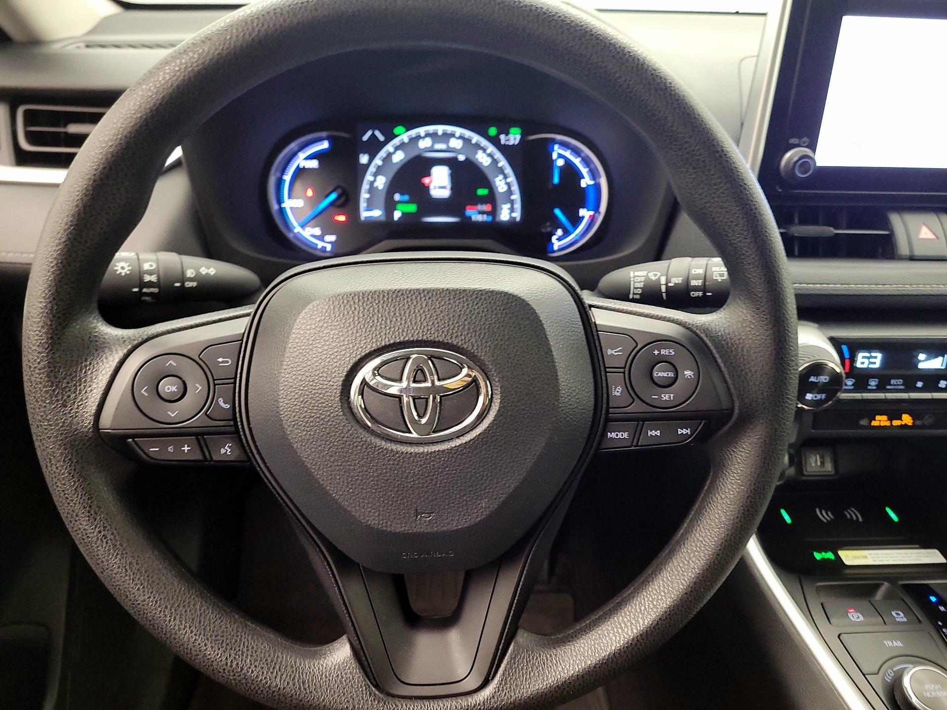 Thumbnail: 2024 Toyota RAV4 - 10