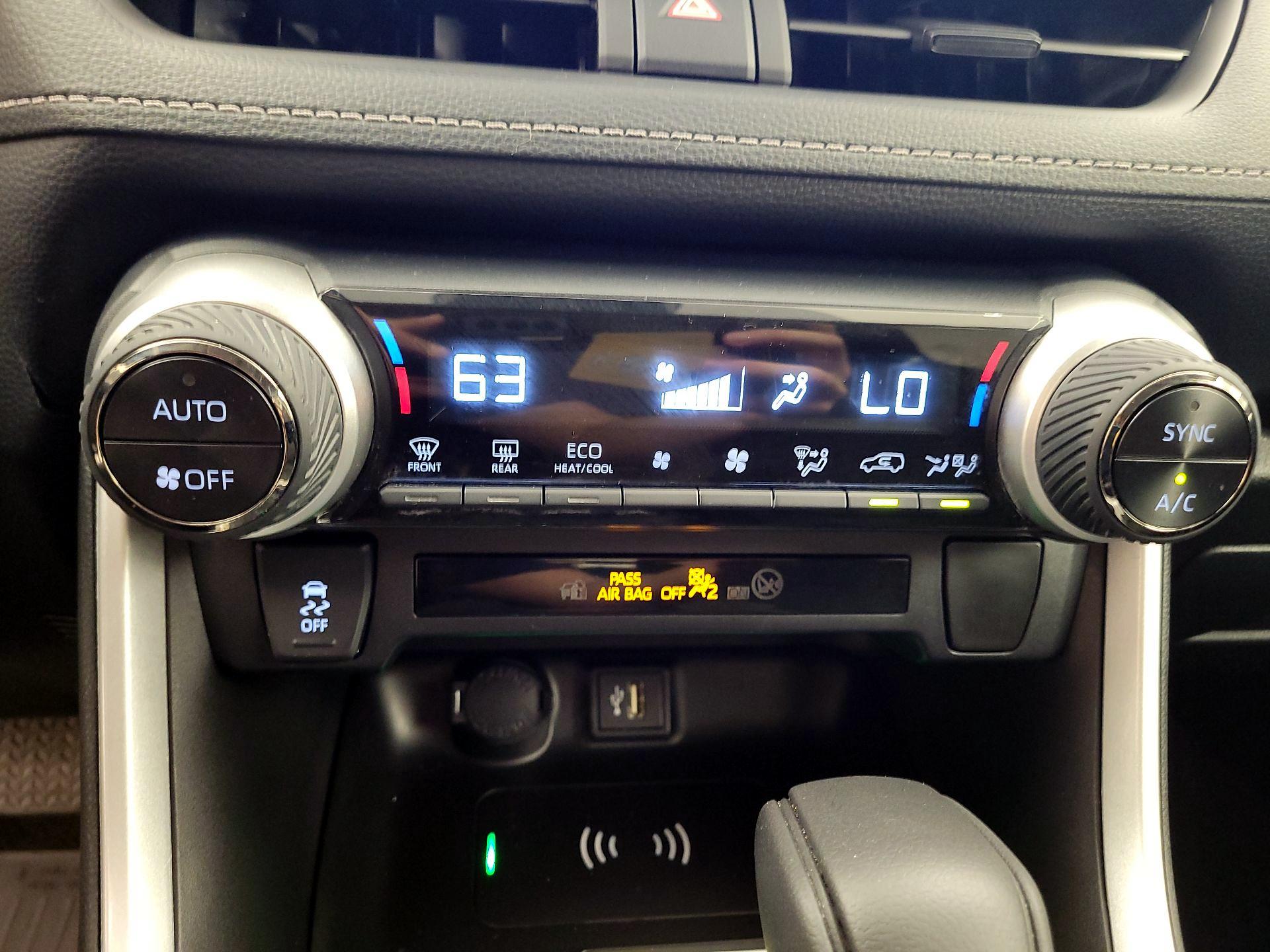 Thumbnail: 2024 Toyota RAV4 - 14