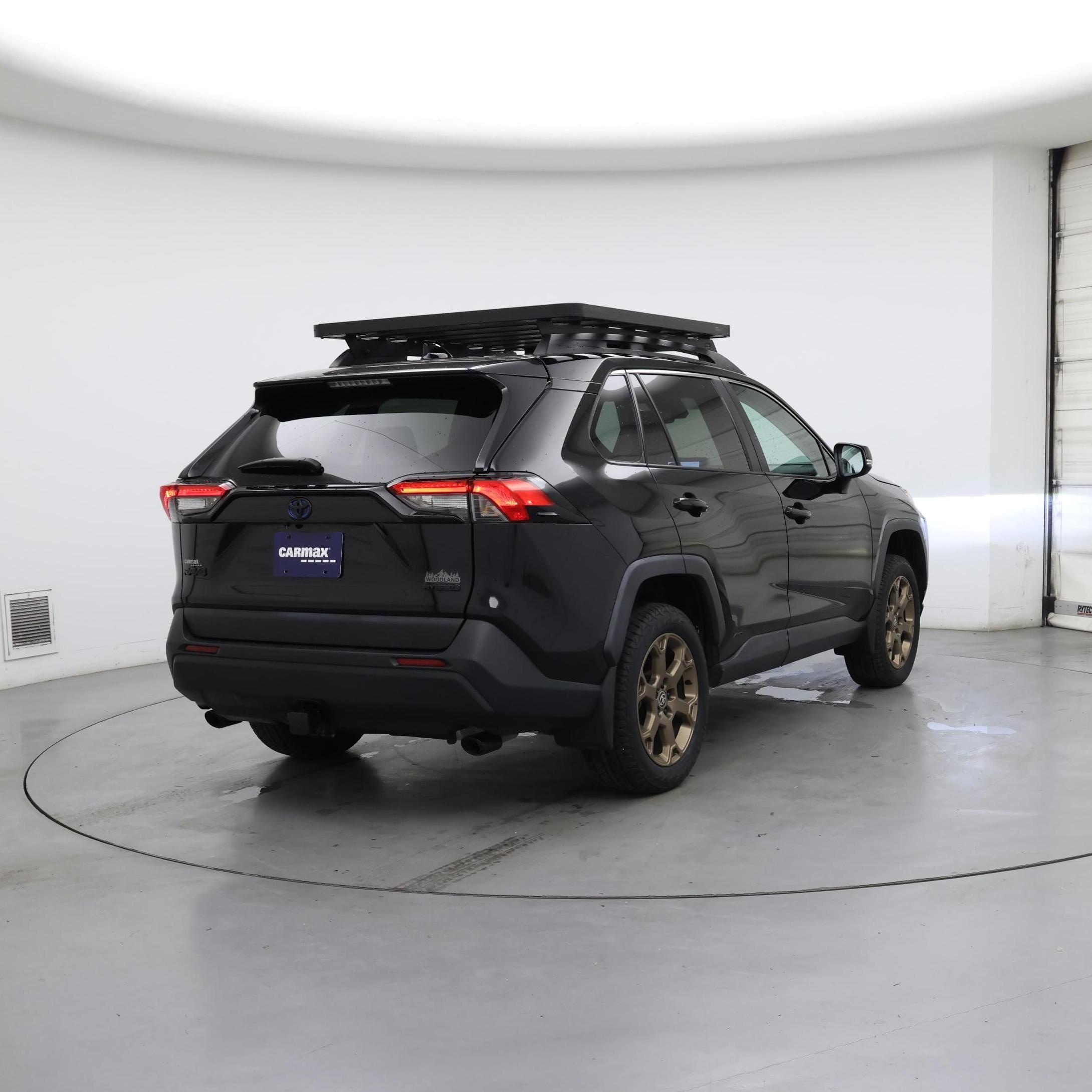 Thumbnail: 2024 Toyota RAV4 - 8