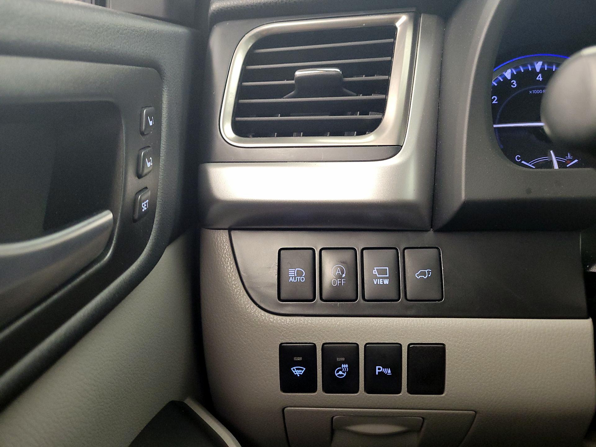 Thumbnail: 2019 Toyota Highlander - 13