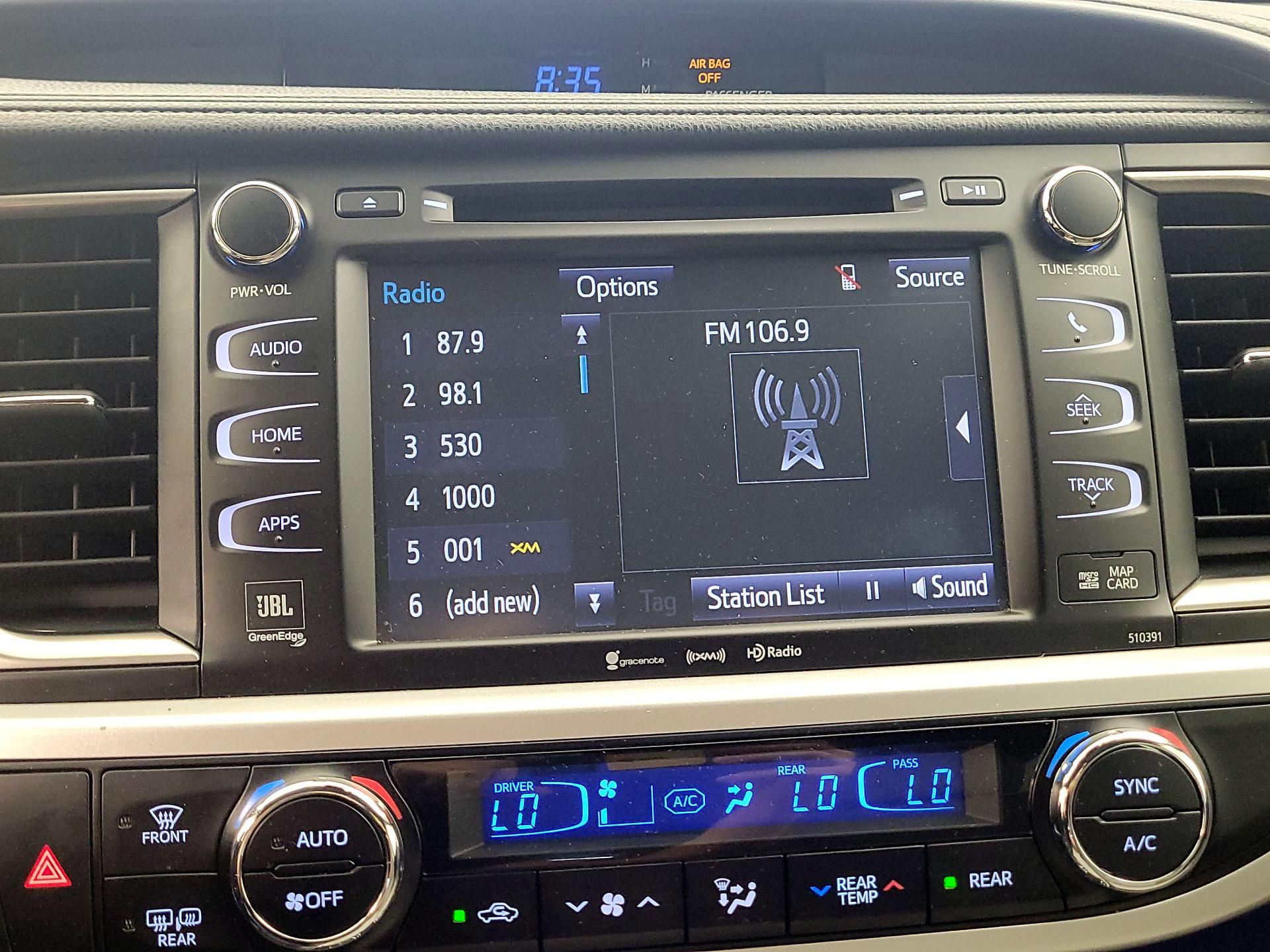Thumbnail: 2019 Toyota Highlander - 15