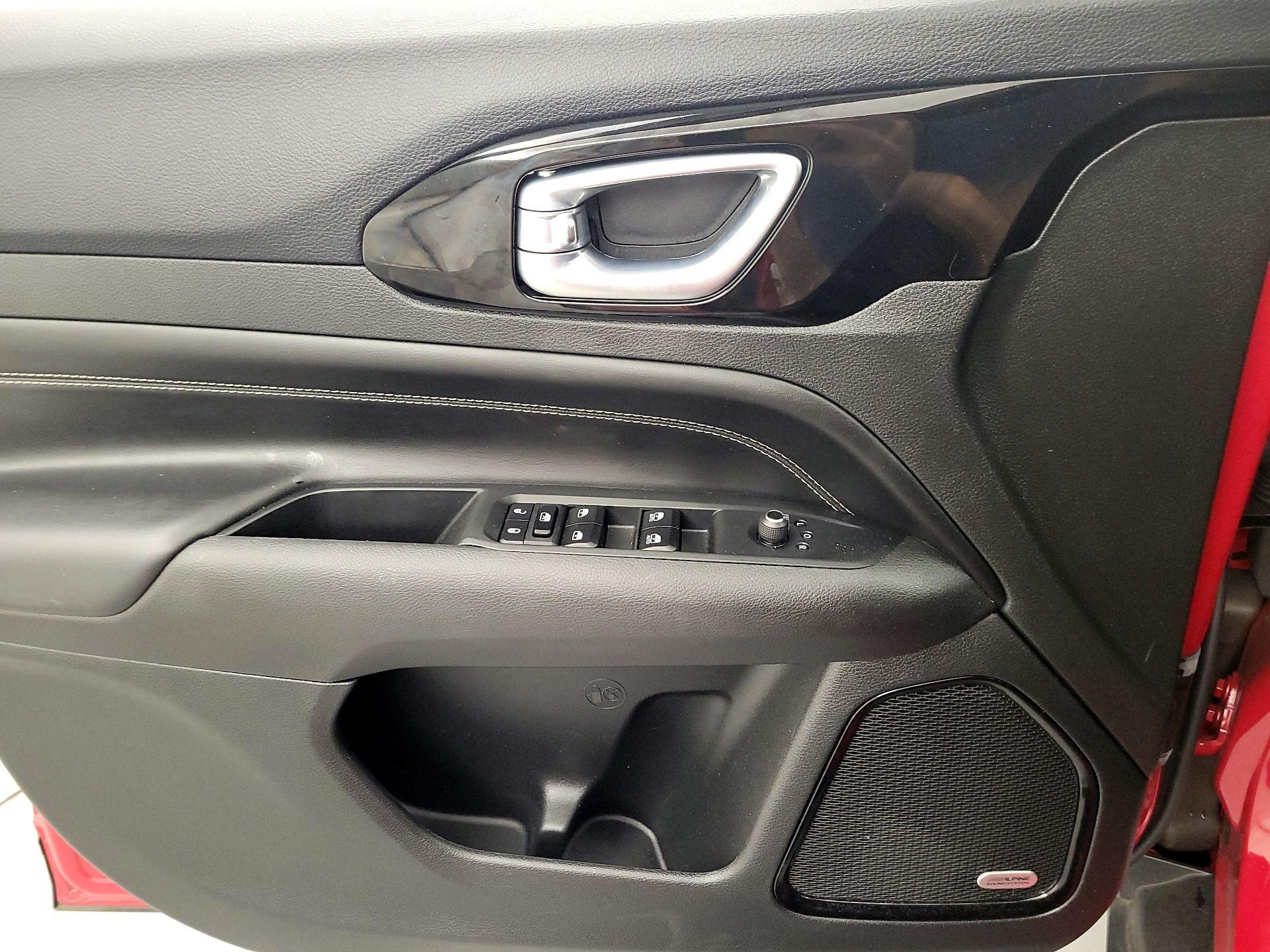 Thumbnail: 2023 Jeep Compass - 12