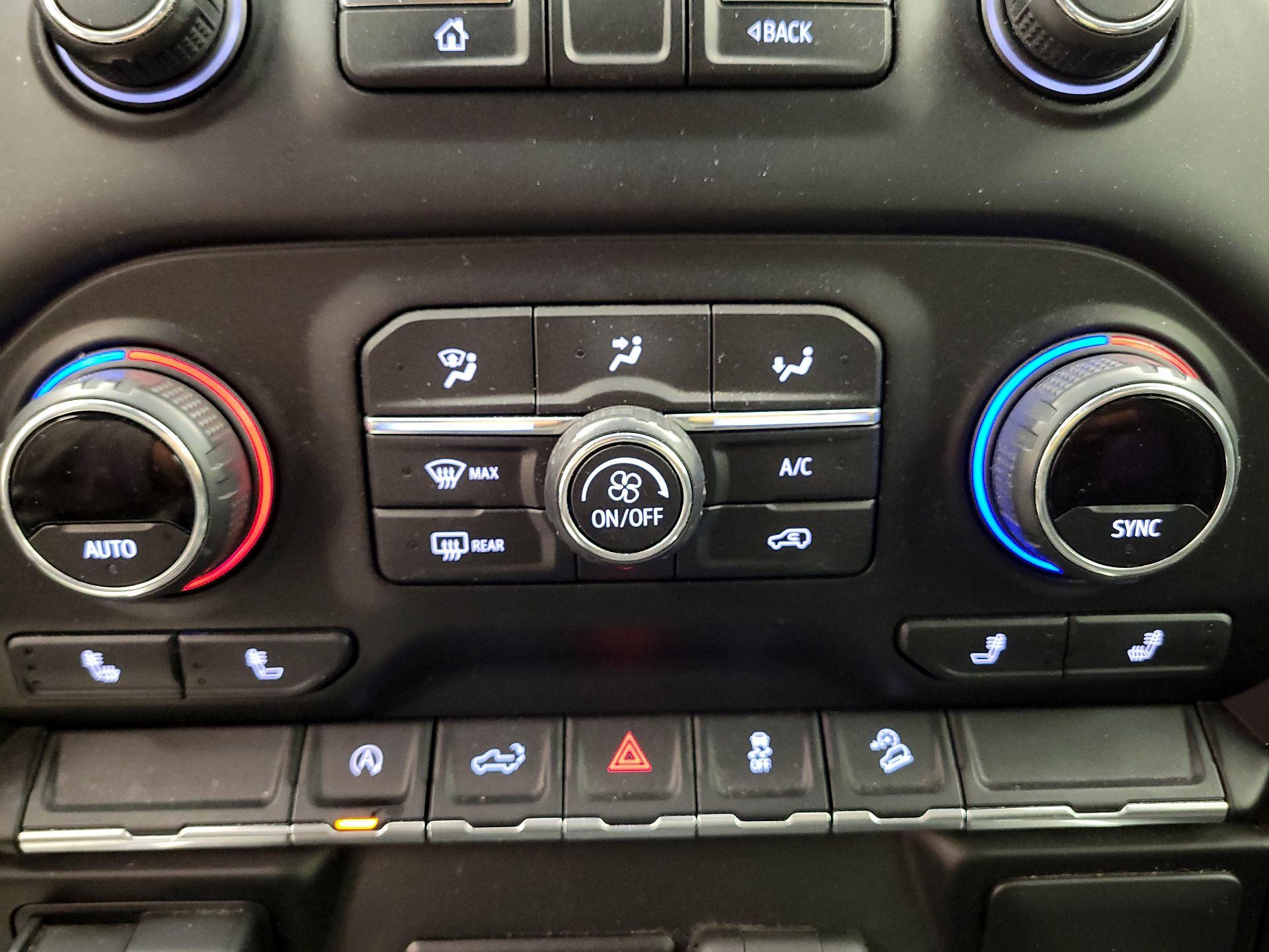 Thumbnail: 2020 Chevrolet Silverado 1500 - 14