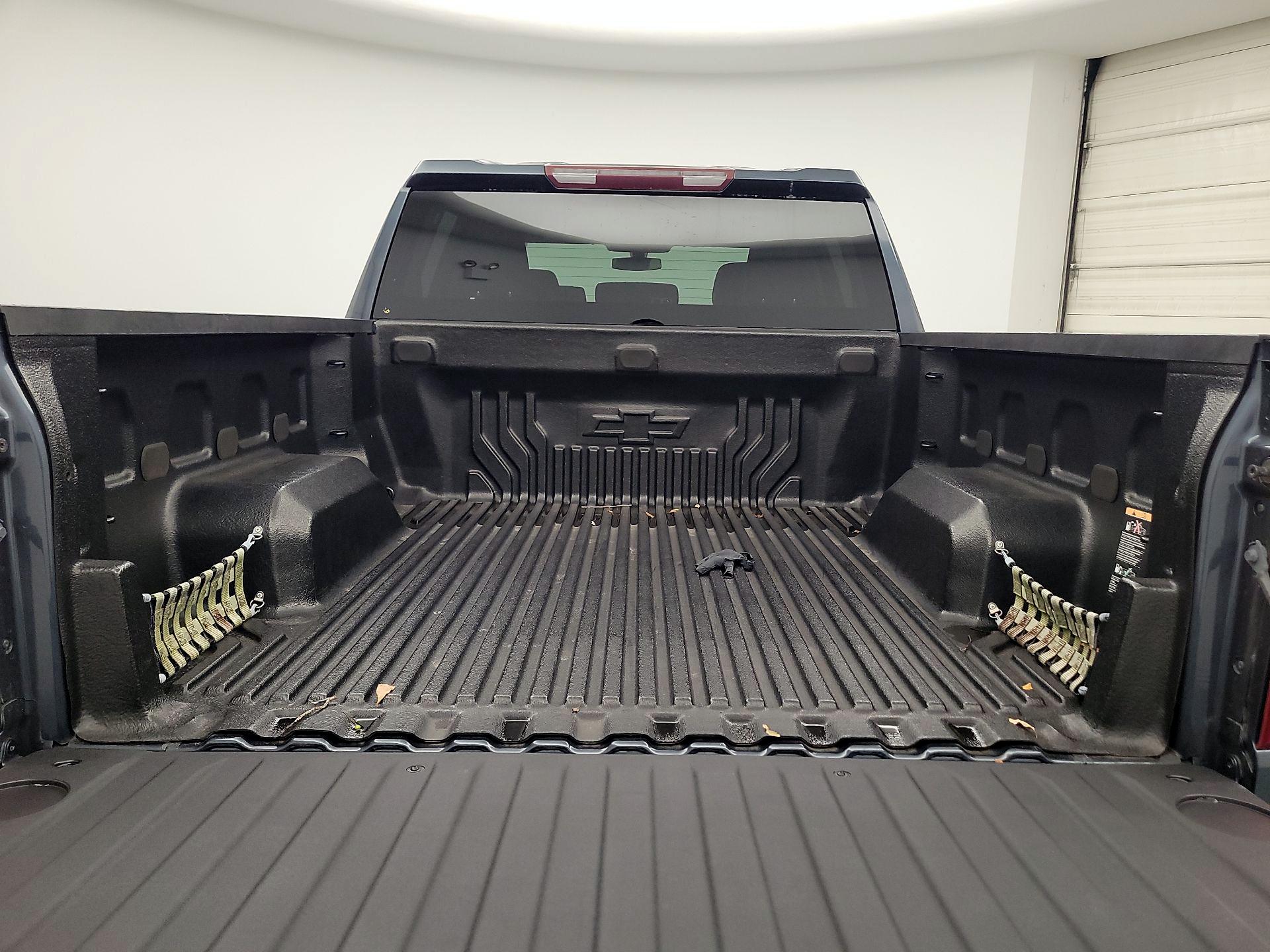 Thumbnail: 2020 Chevrolet Silverado 1500 - 16