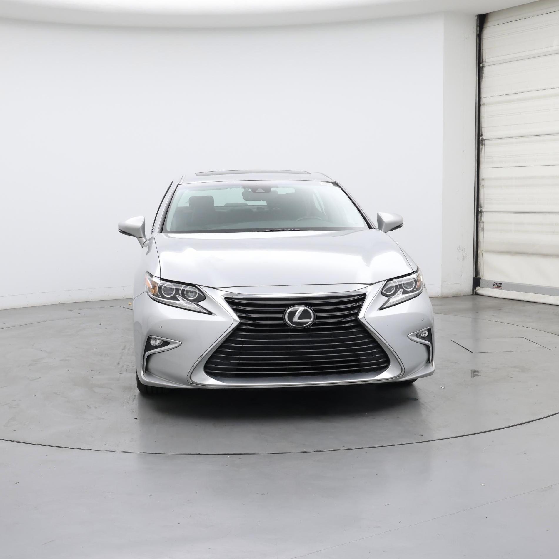 Thumbnail: 2017 Lexus ES - 5