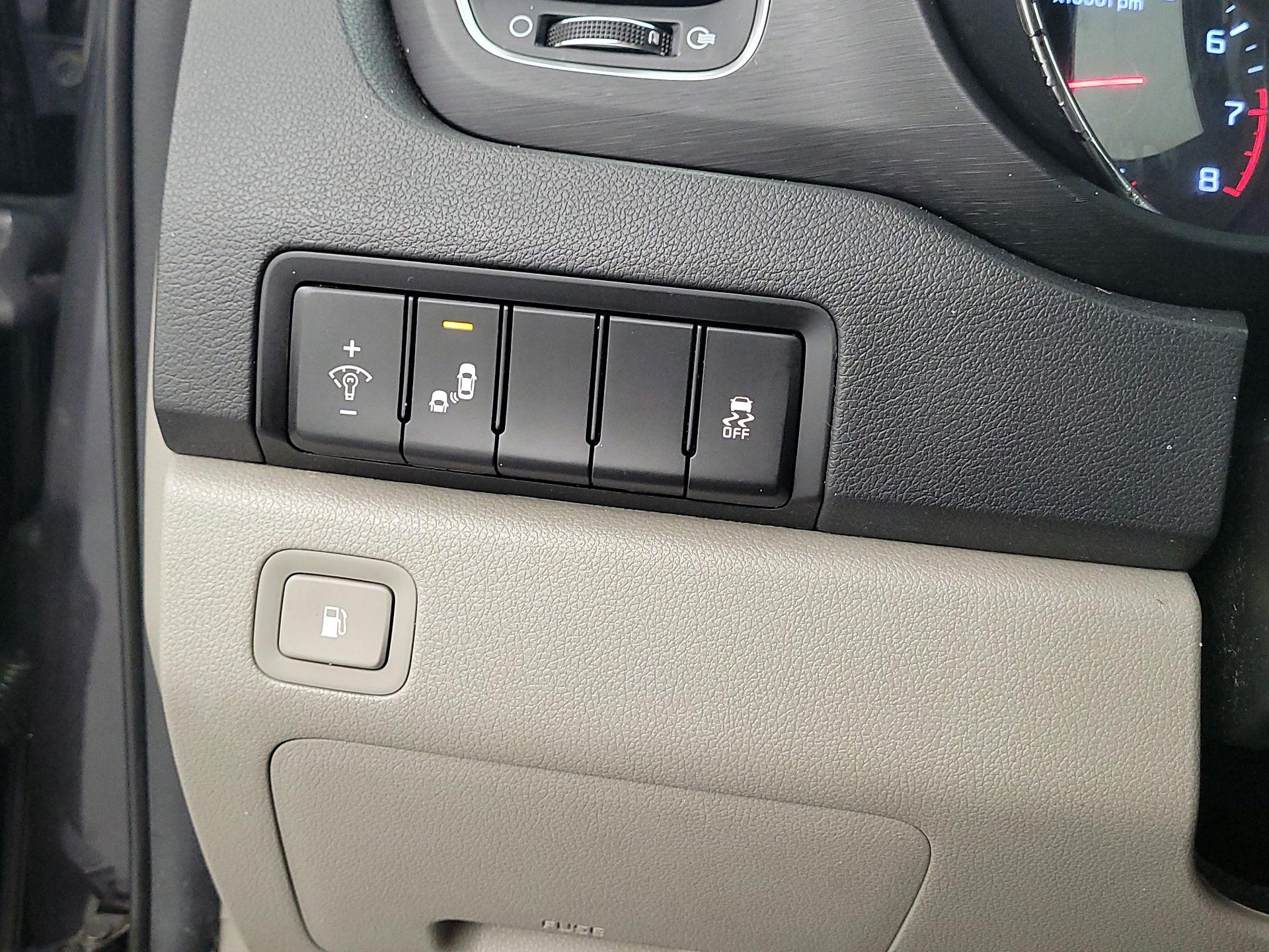 Thumbnail: 2021 Kia Sedona - 13