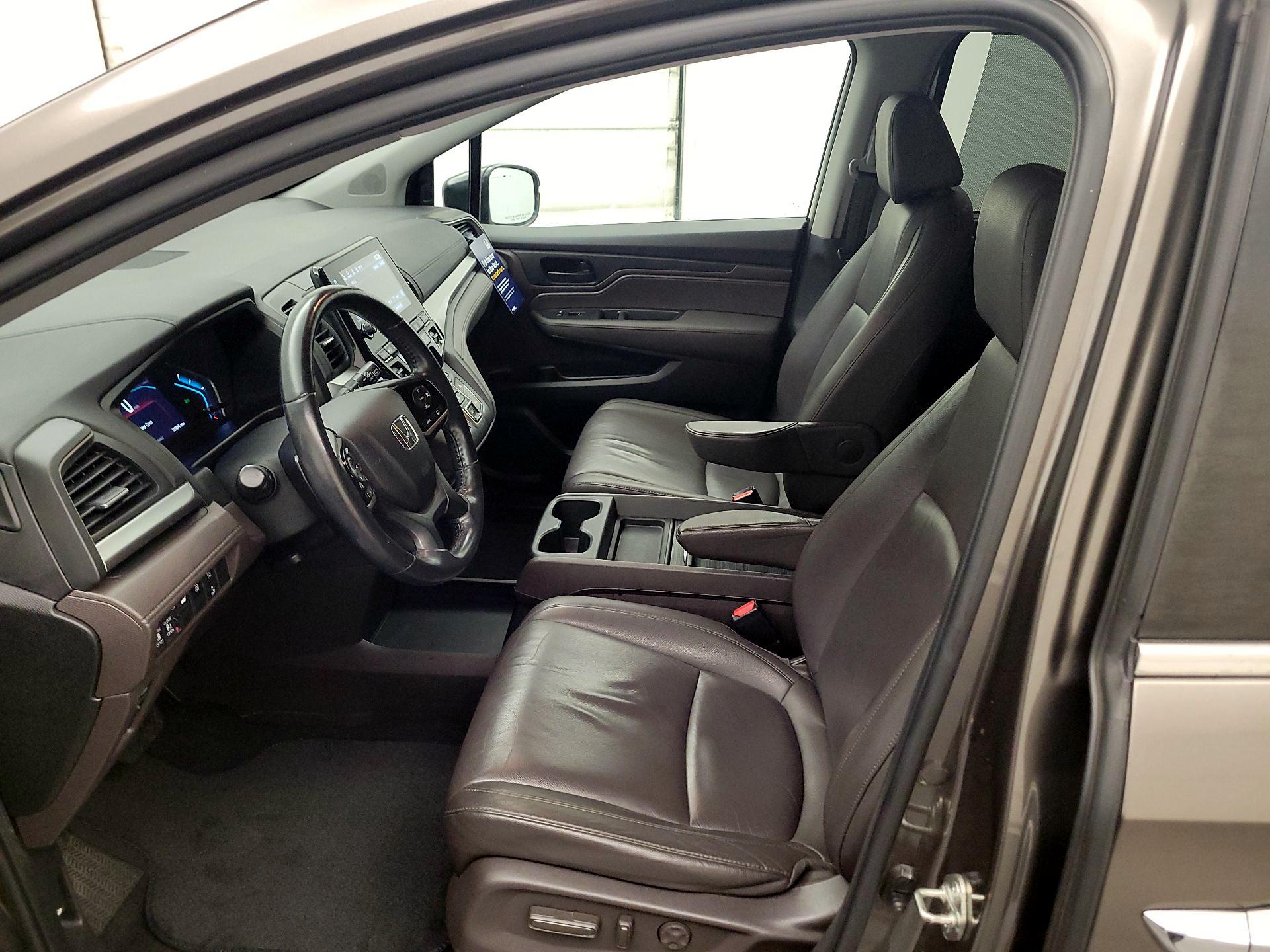 Thumbnail: 2019 Honda Odyssey - 11