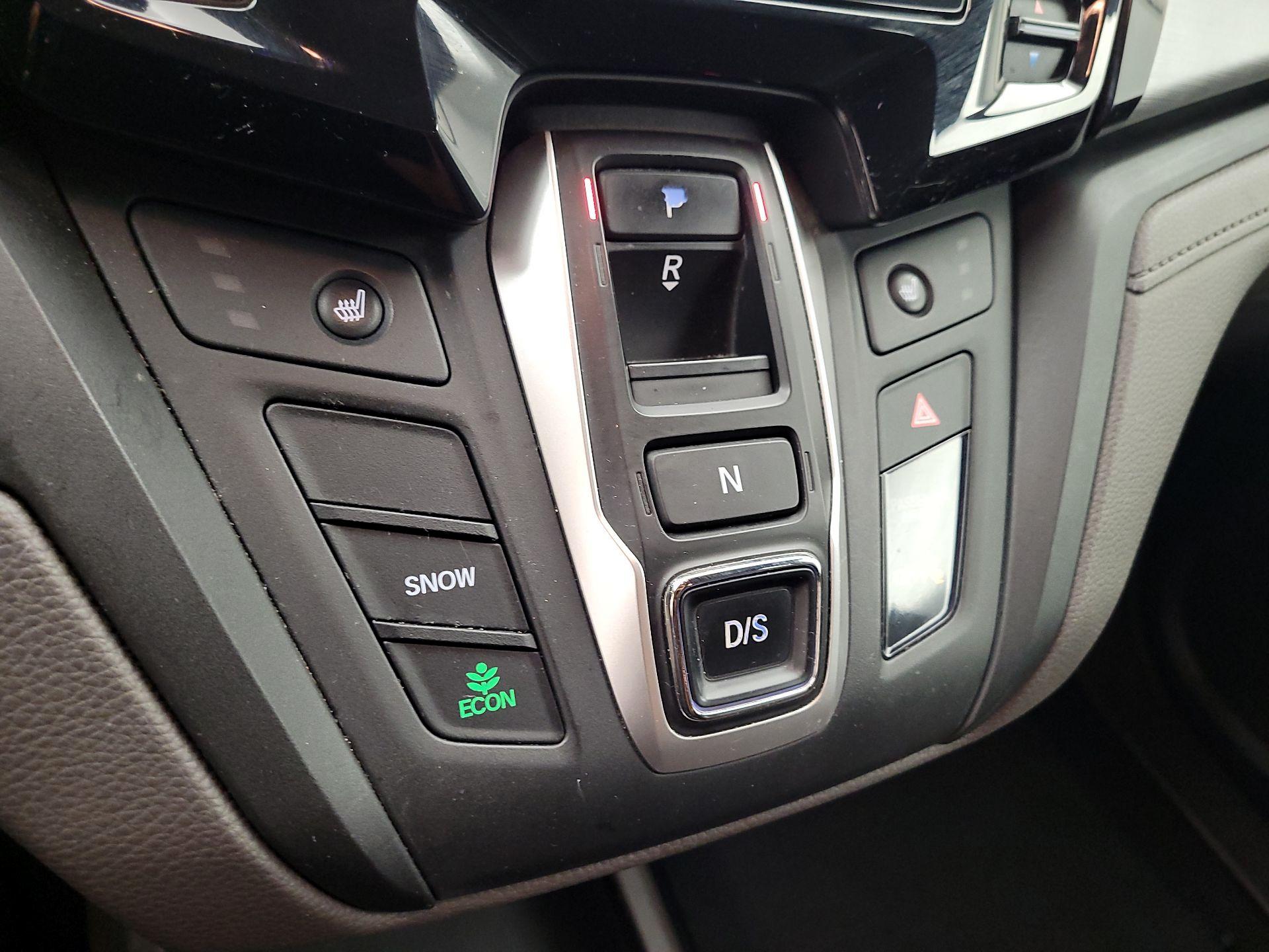 Thumbnail: 2019 Honda Odyssey - 15