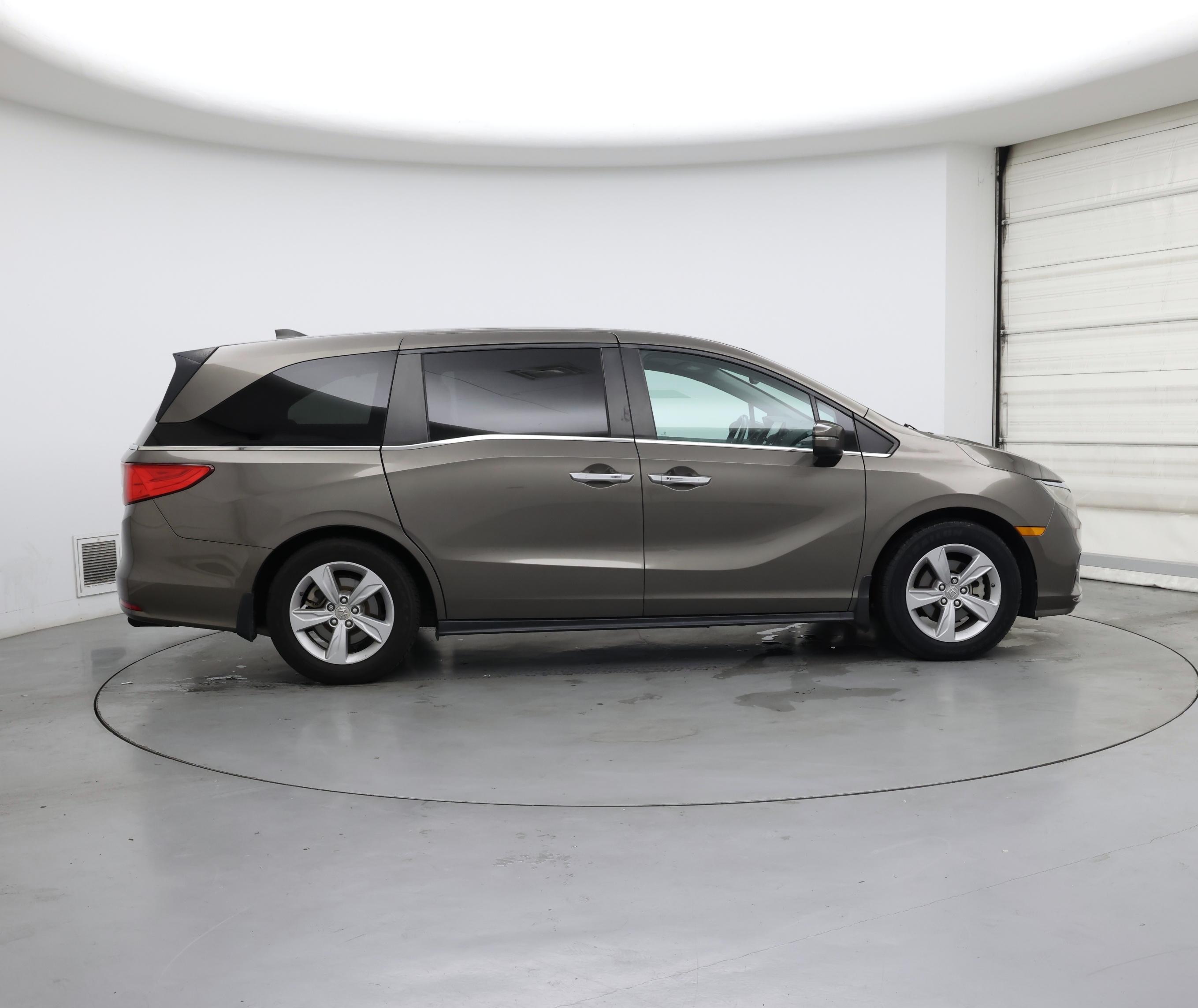 Thumbnail: 2019 Honda Odyssey - 7
