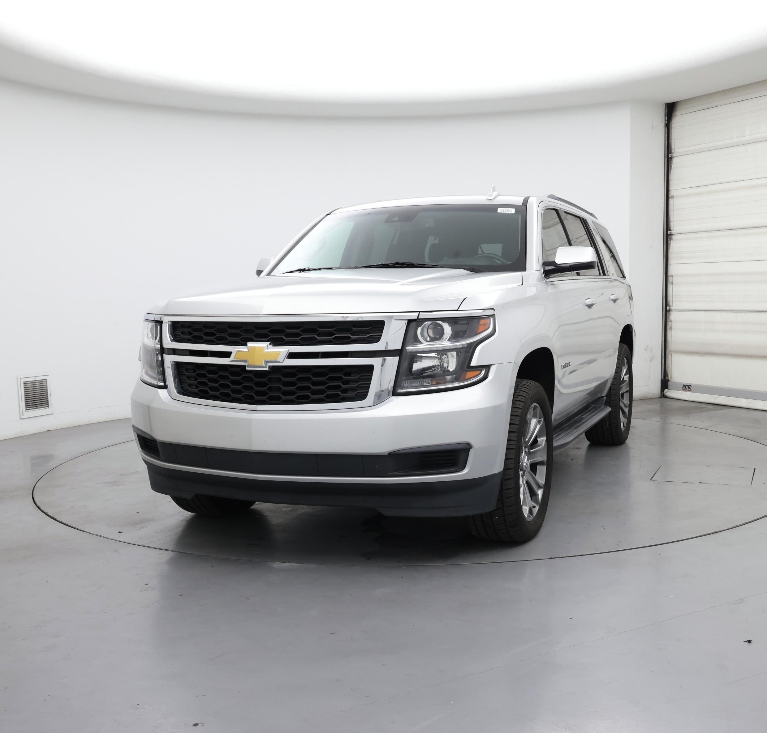 Thumbnail: 2017 Chevrolet Tahoe - 4