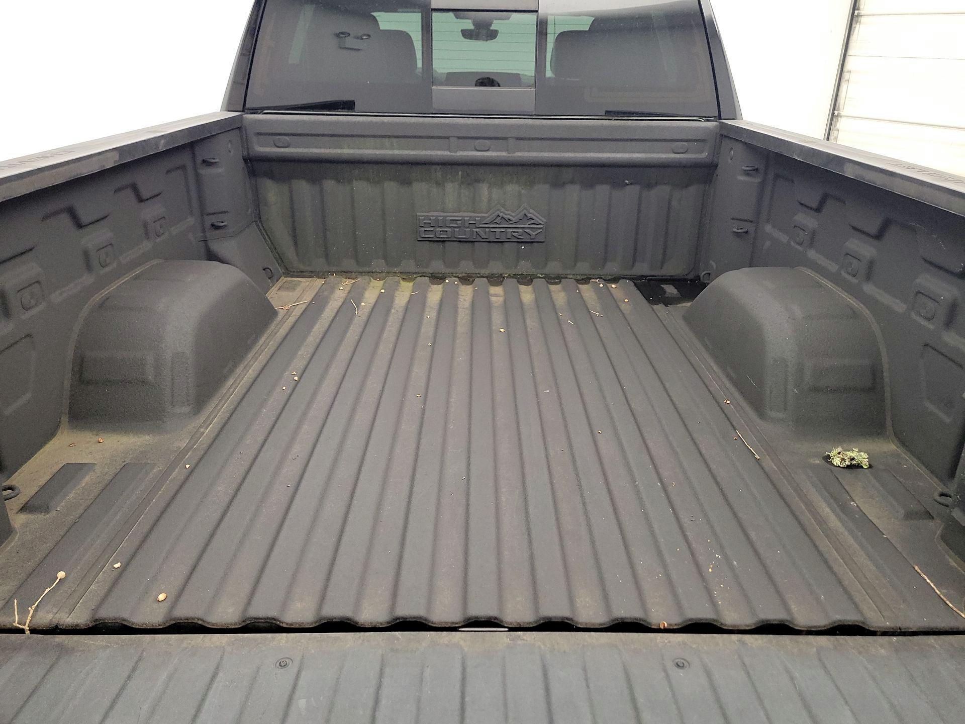 Thumbnail: 2019 Chevrolet Silverado 1500 - 20