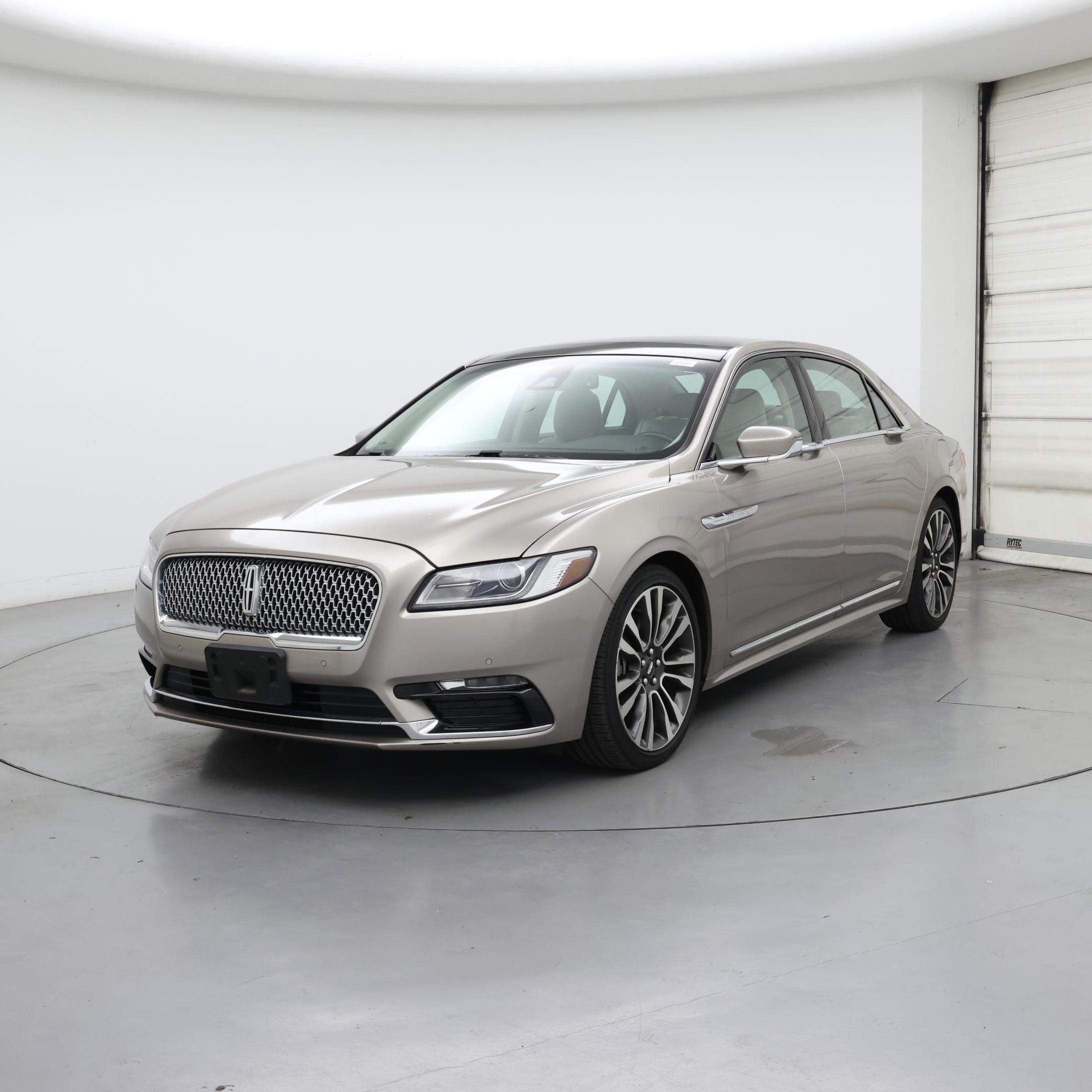 Thumbnail: 2019 Lincoln Continental - 4