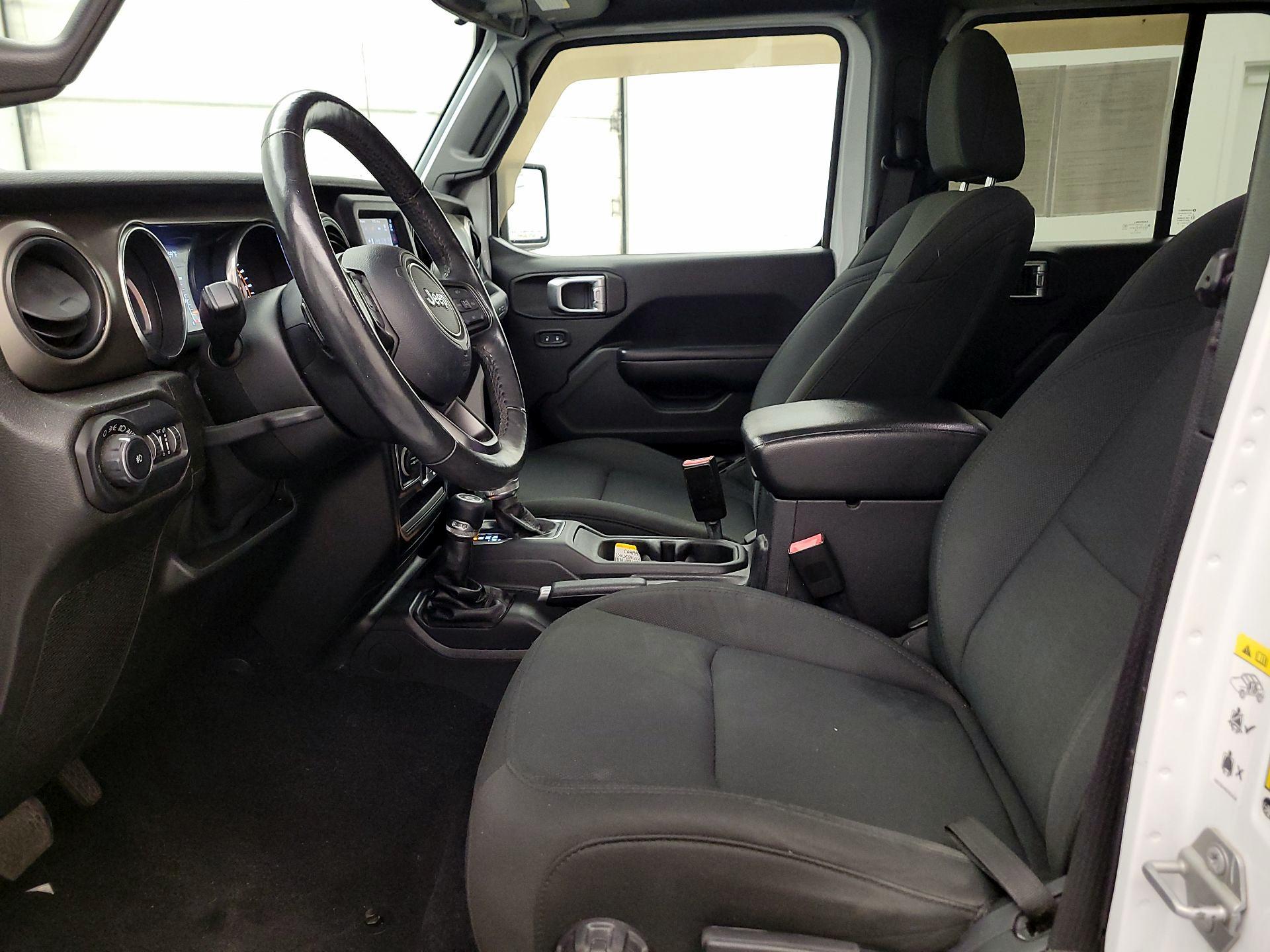 Thumbnail: 2019 Jeep Wrangler - 11