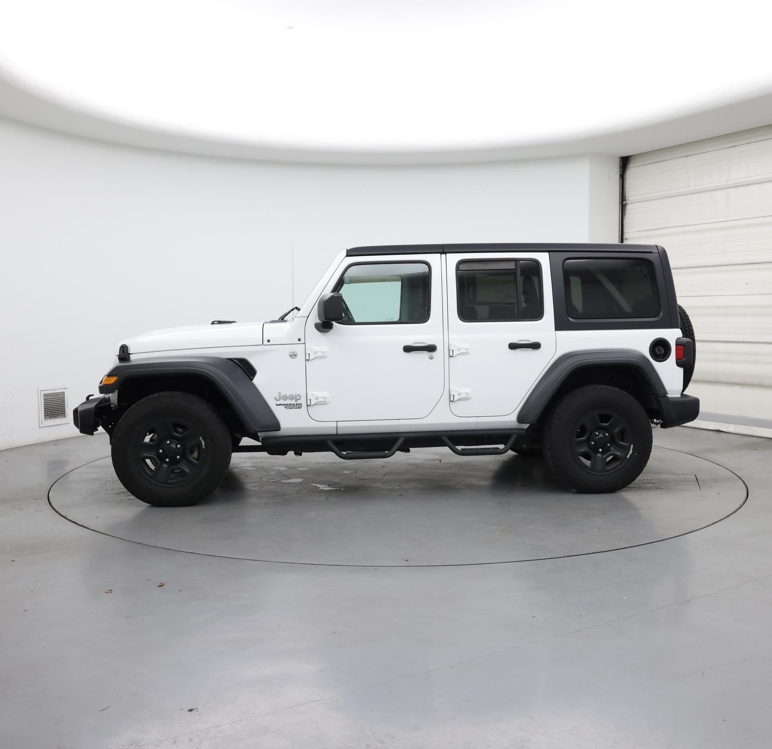 Thumbnail: 2019 Jeep Wrangler - 3
