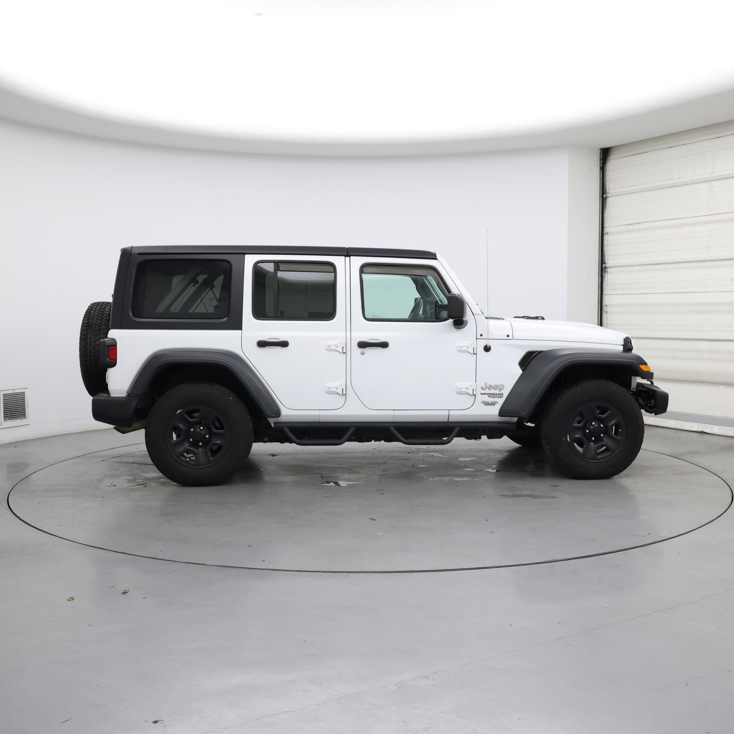 Thumbnail: 2019 Jeep Wrangler - 7