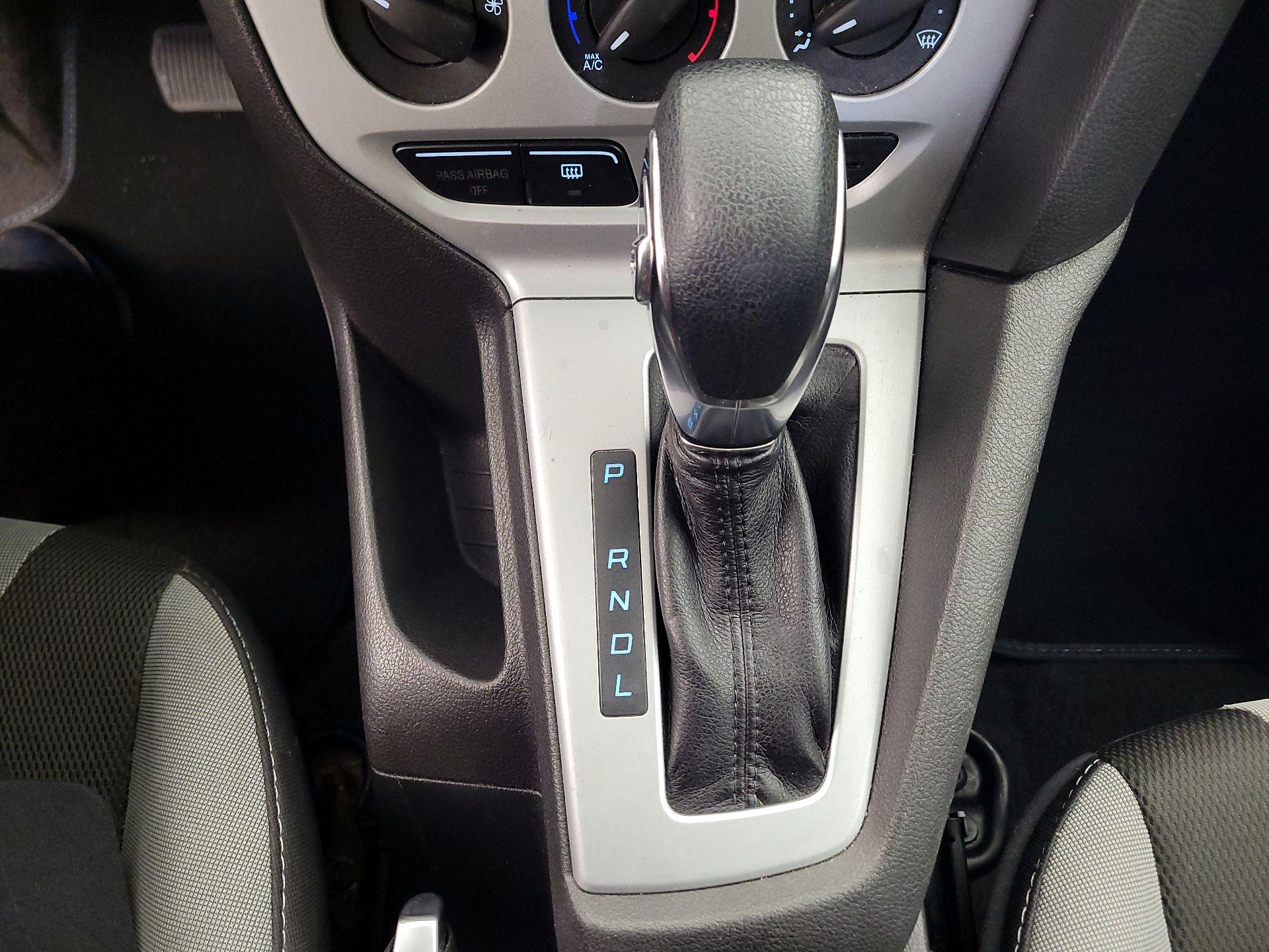 Thumbnail: 2014 Ford Focus - 15