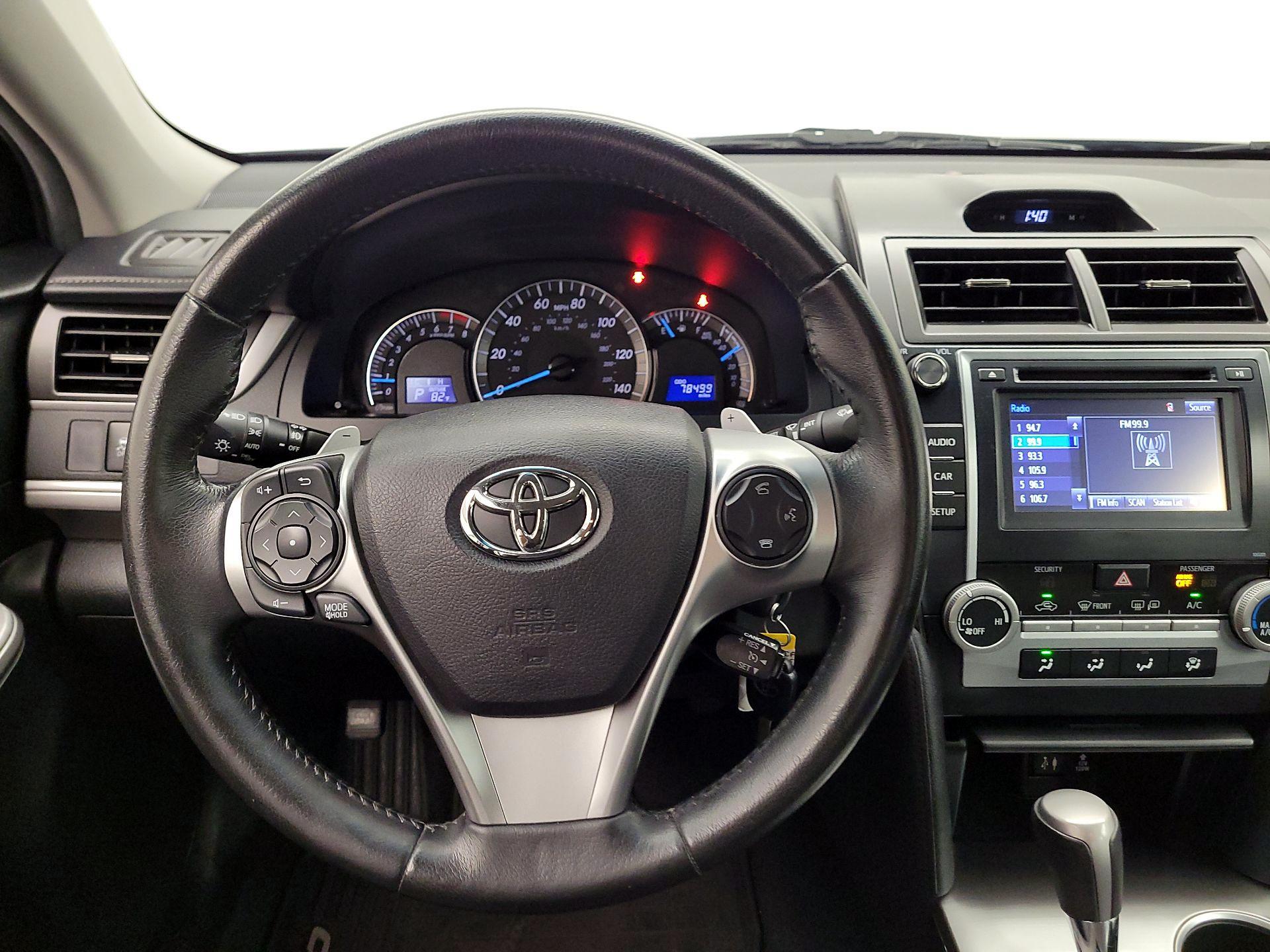 Thumbnail: 2014 Toyota Camry - 10