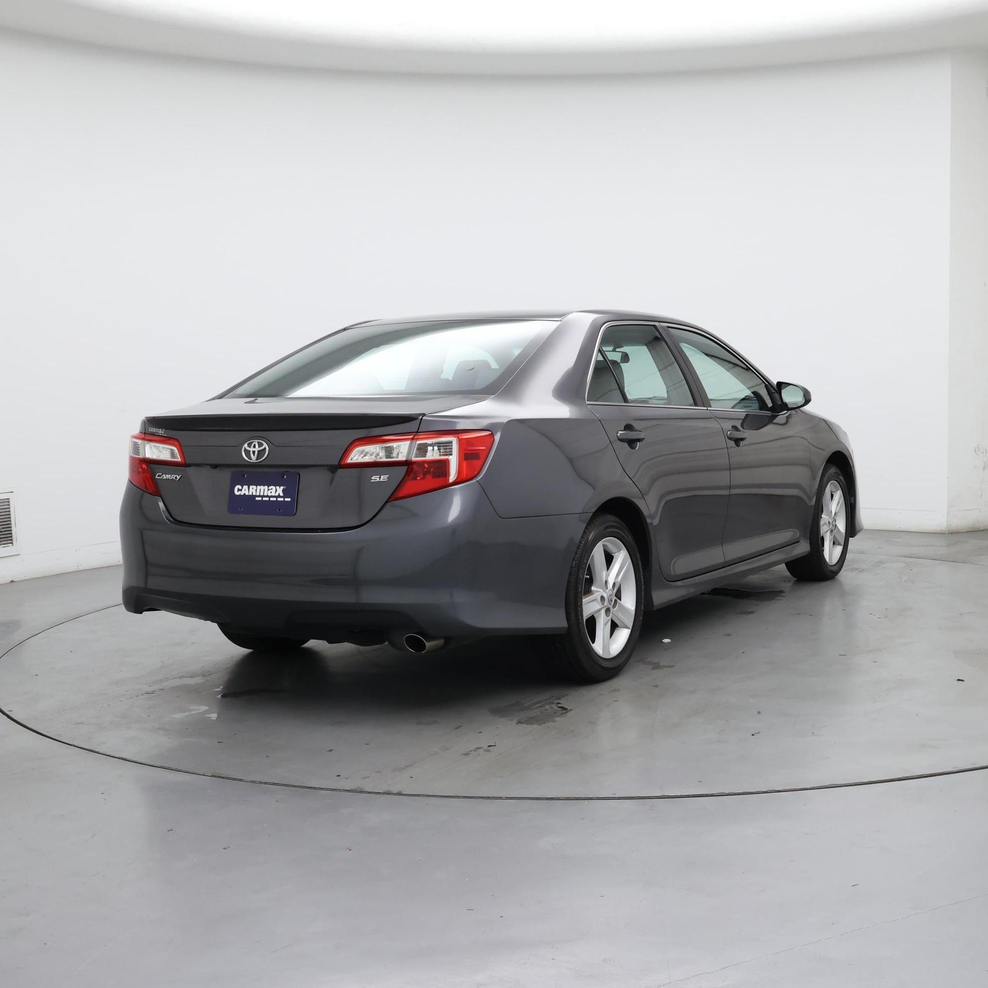 Thumbnail: 2014 Toyota Camry - 8
