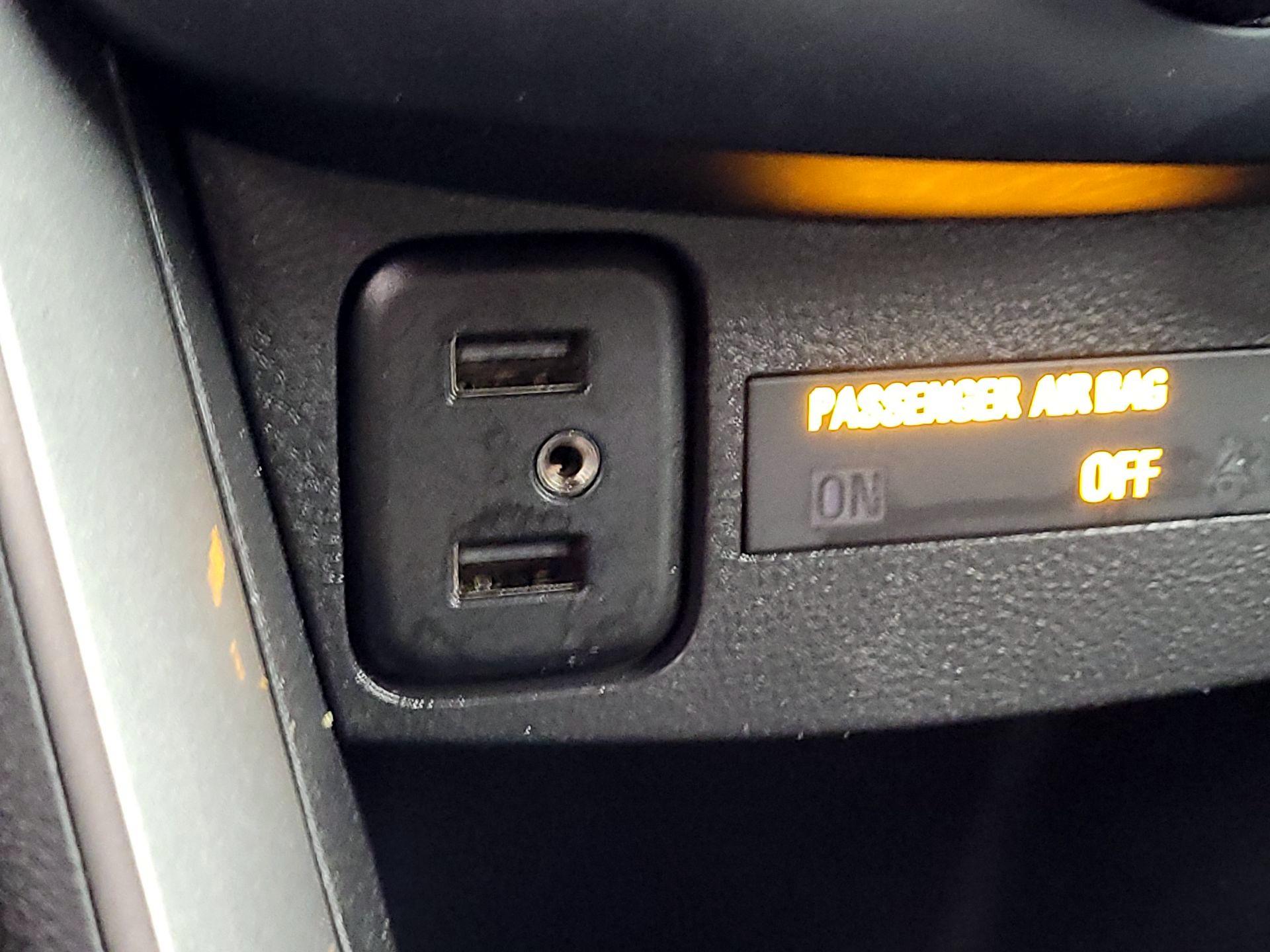 Thumbnail: 2020 Chevrolet Trax - 18