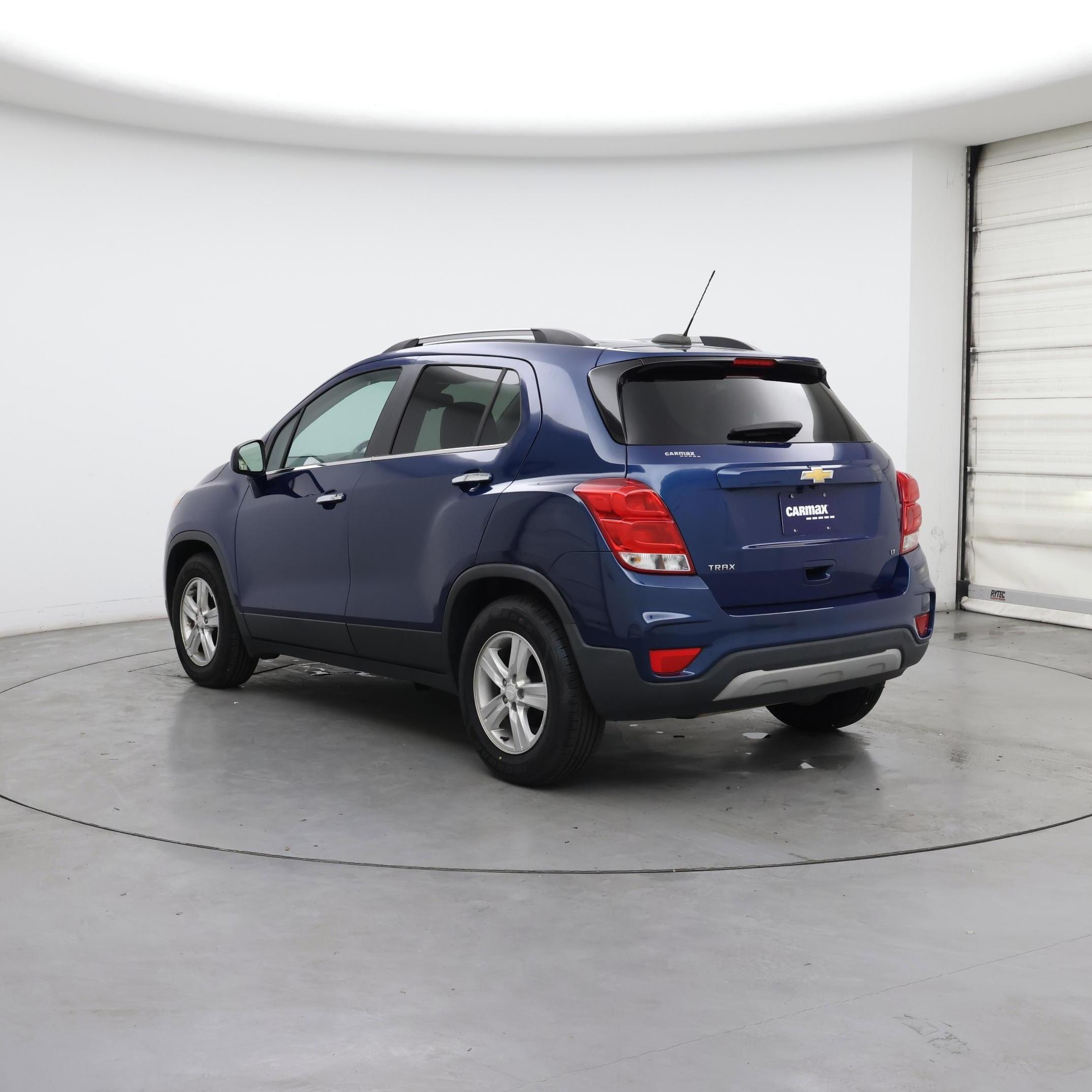 Thumbnail: 2020 Chevrolet Trax - 2