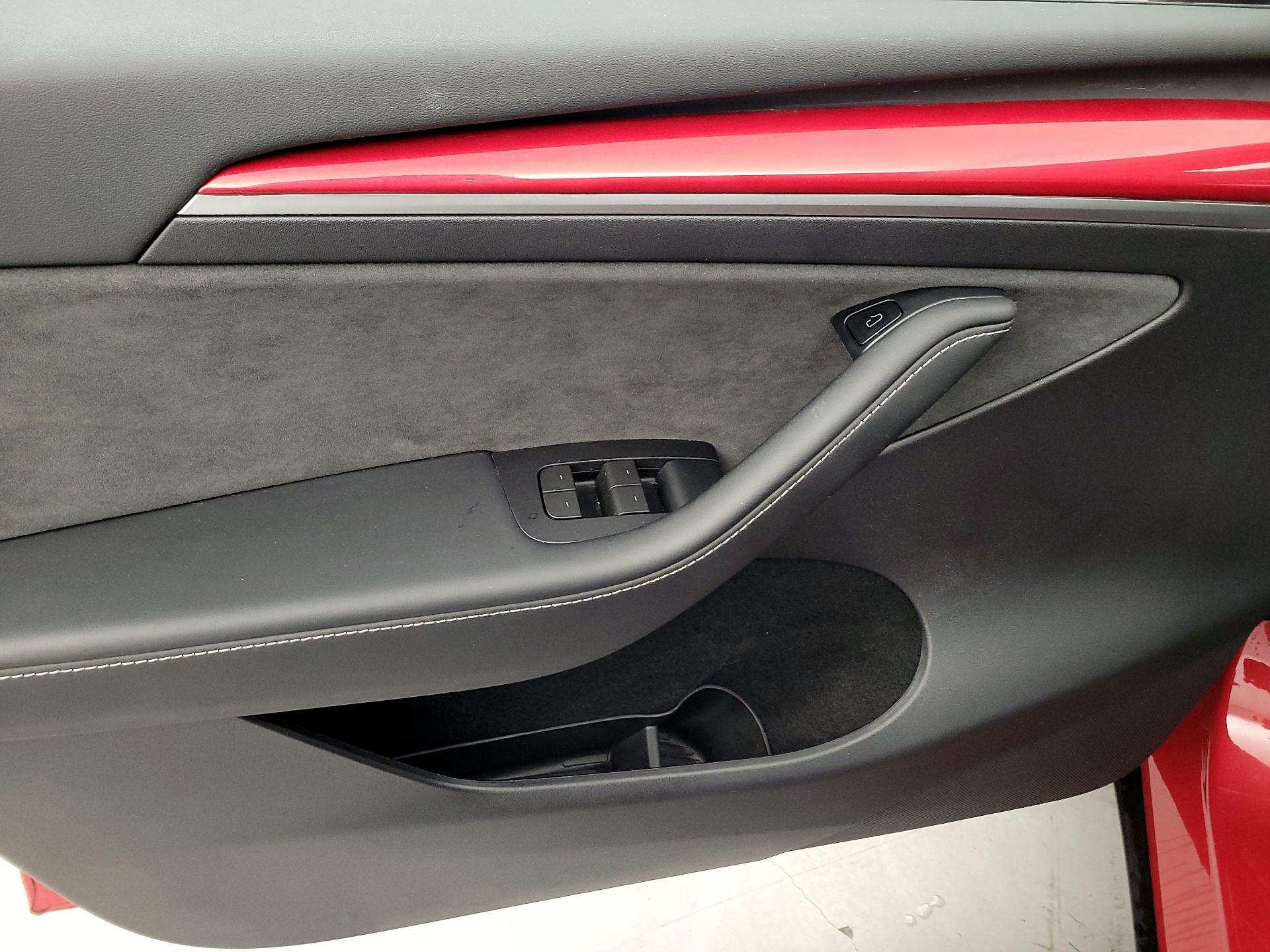 Thumbnail: 2023 Tesla Model Y - 12