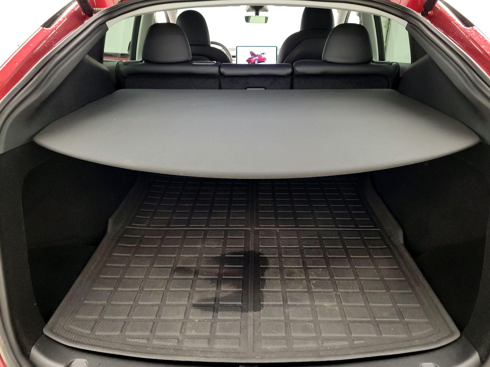 Thumbnail: 2023 Tesla Model Y - 16