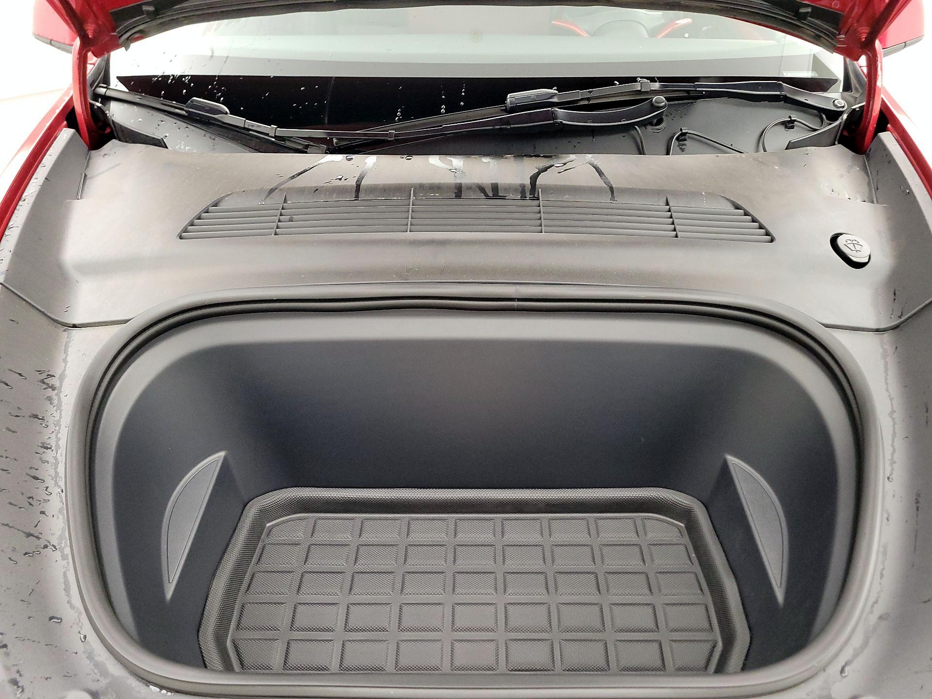 Thumbnail: 2023 Tesla Model Y - 17