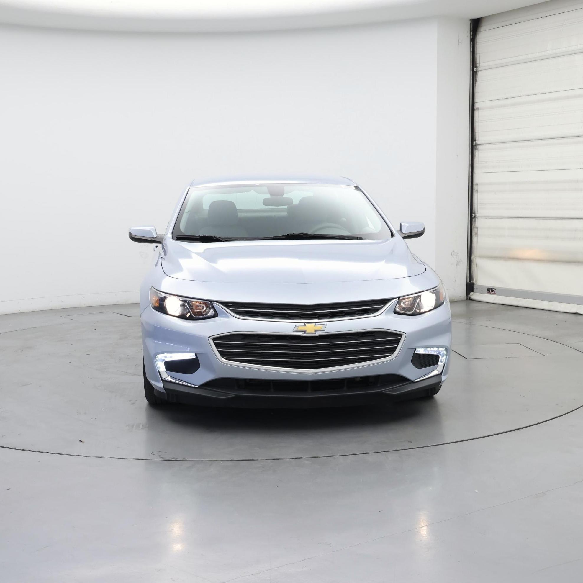 Thumbnail: 2017 Chevrolet Malibu - 5