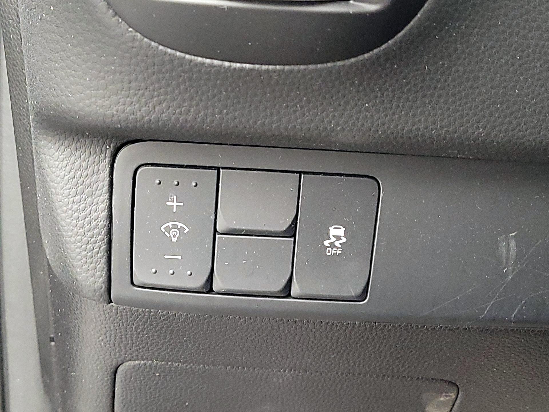 Thumbnail: 2016 Kia Soul - 13