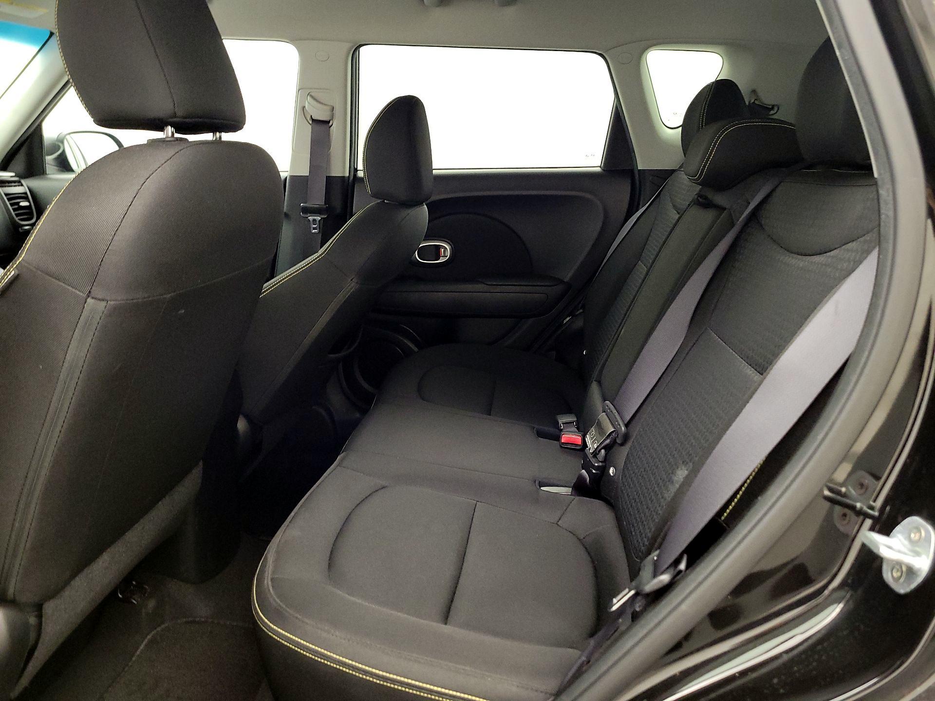 Thumbnail: 2016 Kia Soul - 19