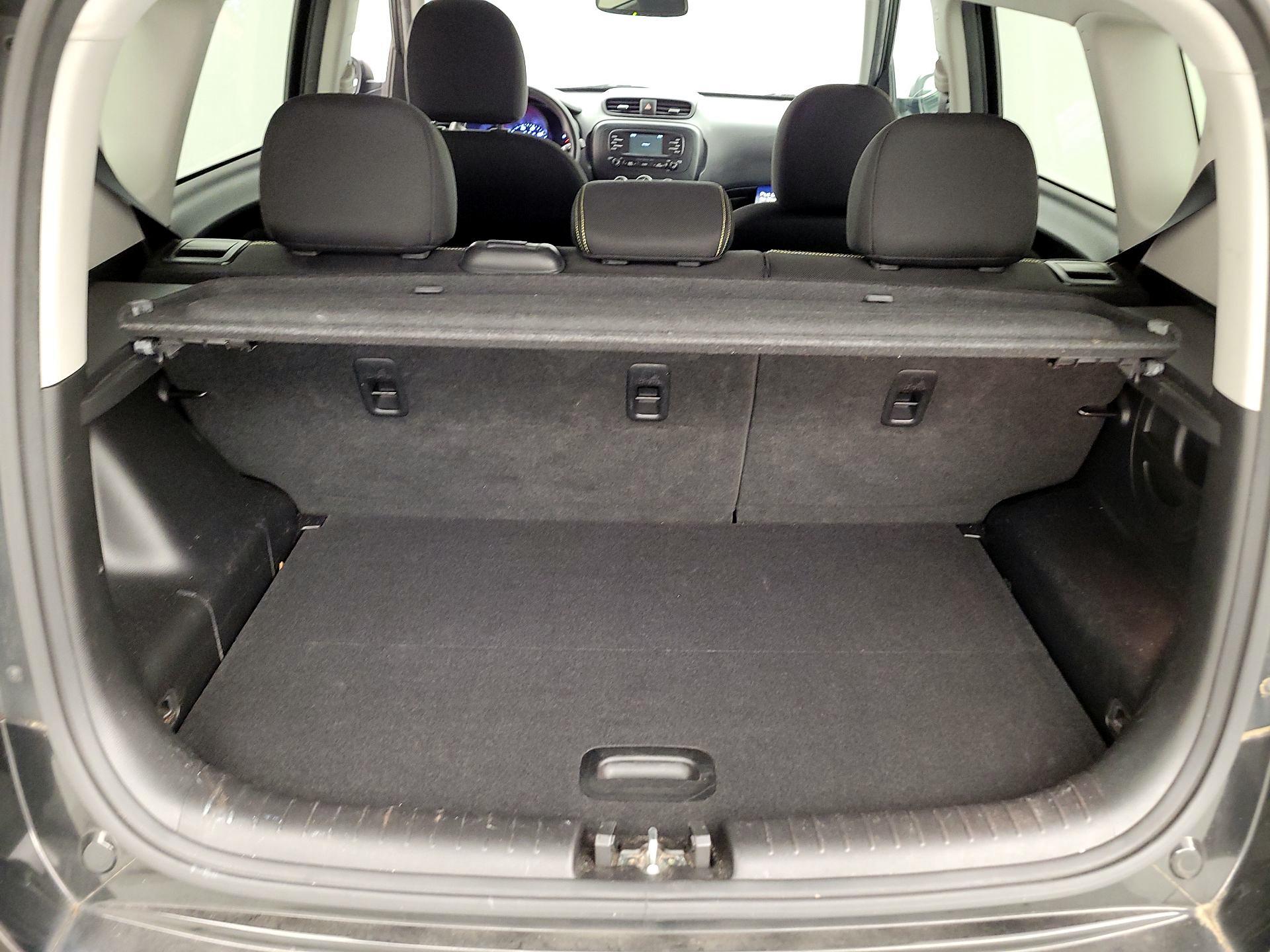 Thumbnail: 2016 Kia Soul - 20