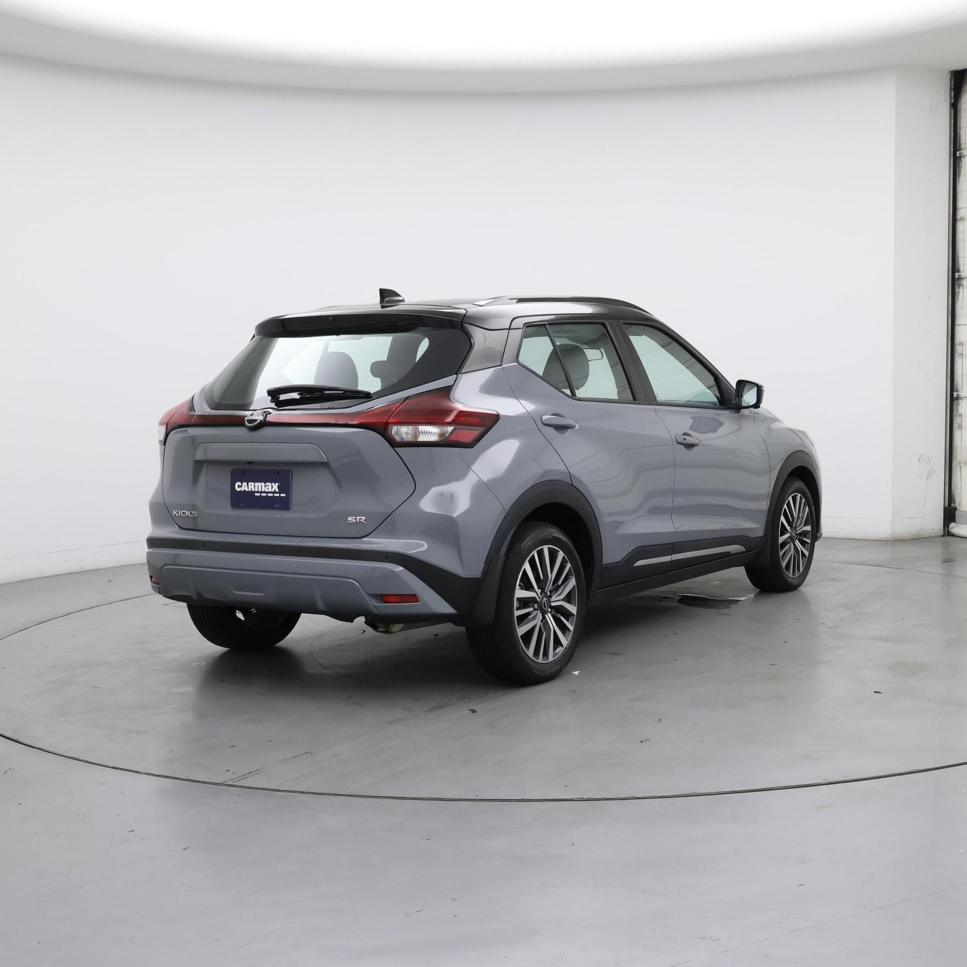 Thumbnail: 2023 Nissan Kicks - 8