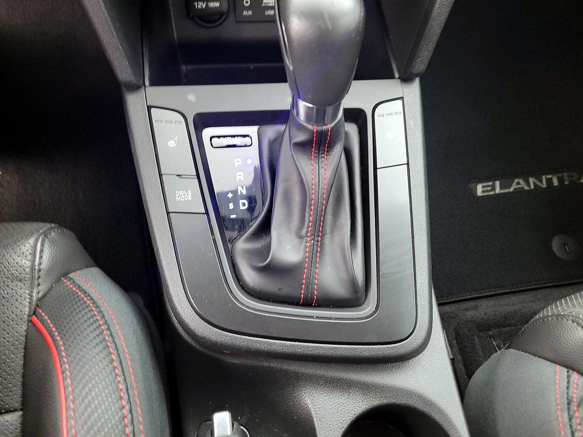 Thumbnail: 2019 Hyundai Elantra - 15