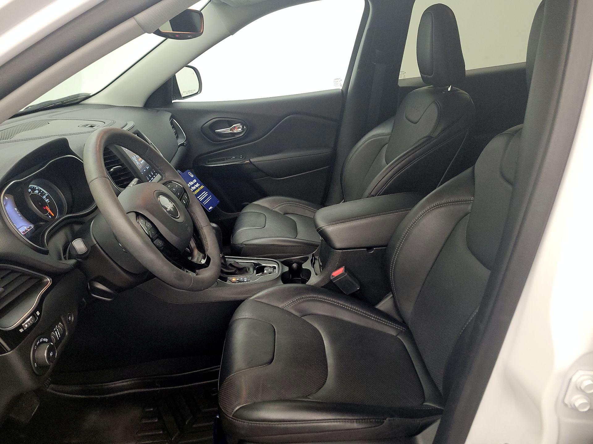 Thumbnail: 2023 Jeep Cherokee - 11