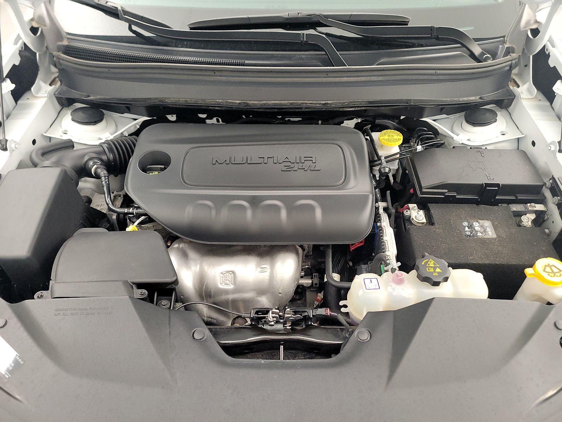 Thumbnail: 2023 Jeep Cherokee - 17