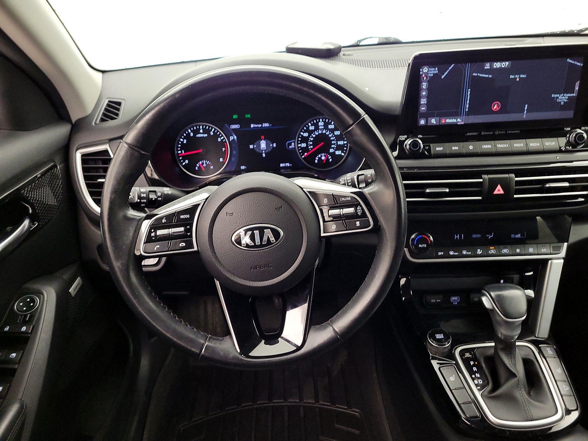 Thumbnail: 2021 Kia Seltos - 10