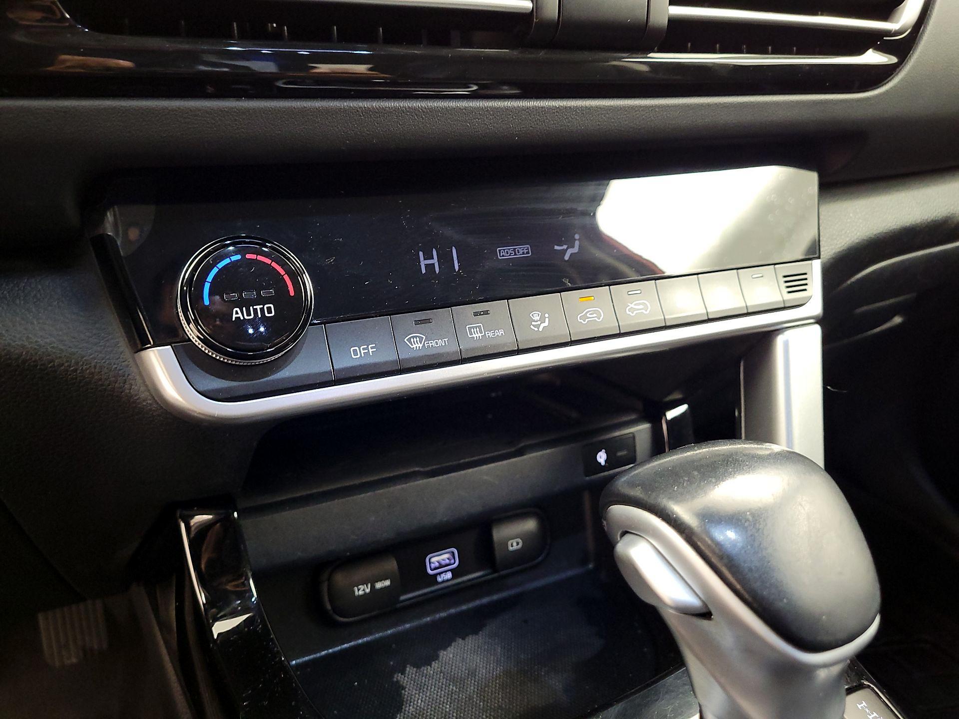 Thumbnail: 2021 Kia Seltos - 17